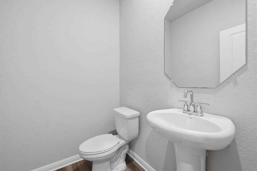 304 Grapefruit Rd Property Photo 23