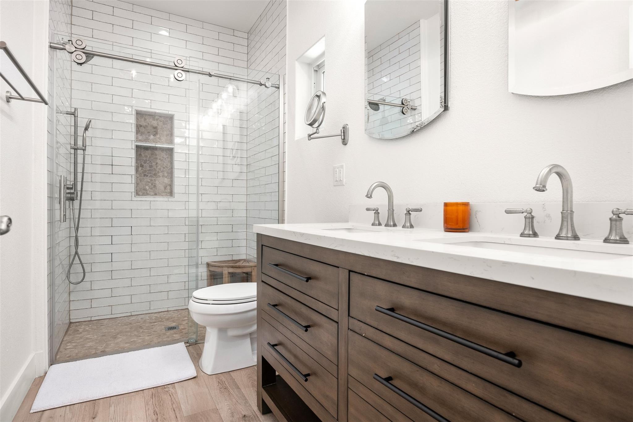 6028 Mustang Valley Trl Property Photo 6