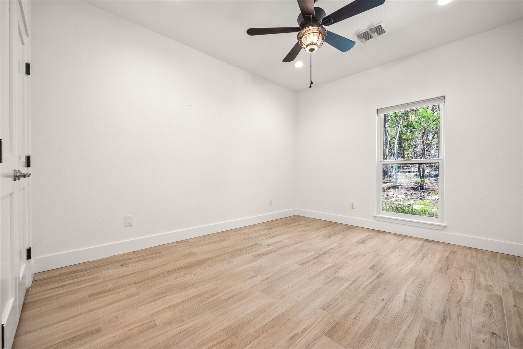 6028 Mustang Valley Trl Property Photo 7