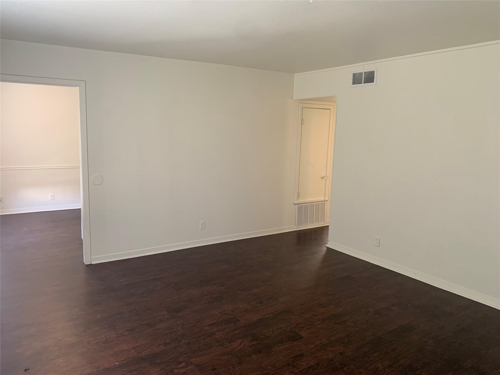1918 Hearthstone Dr 102 Property Photo