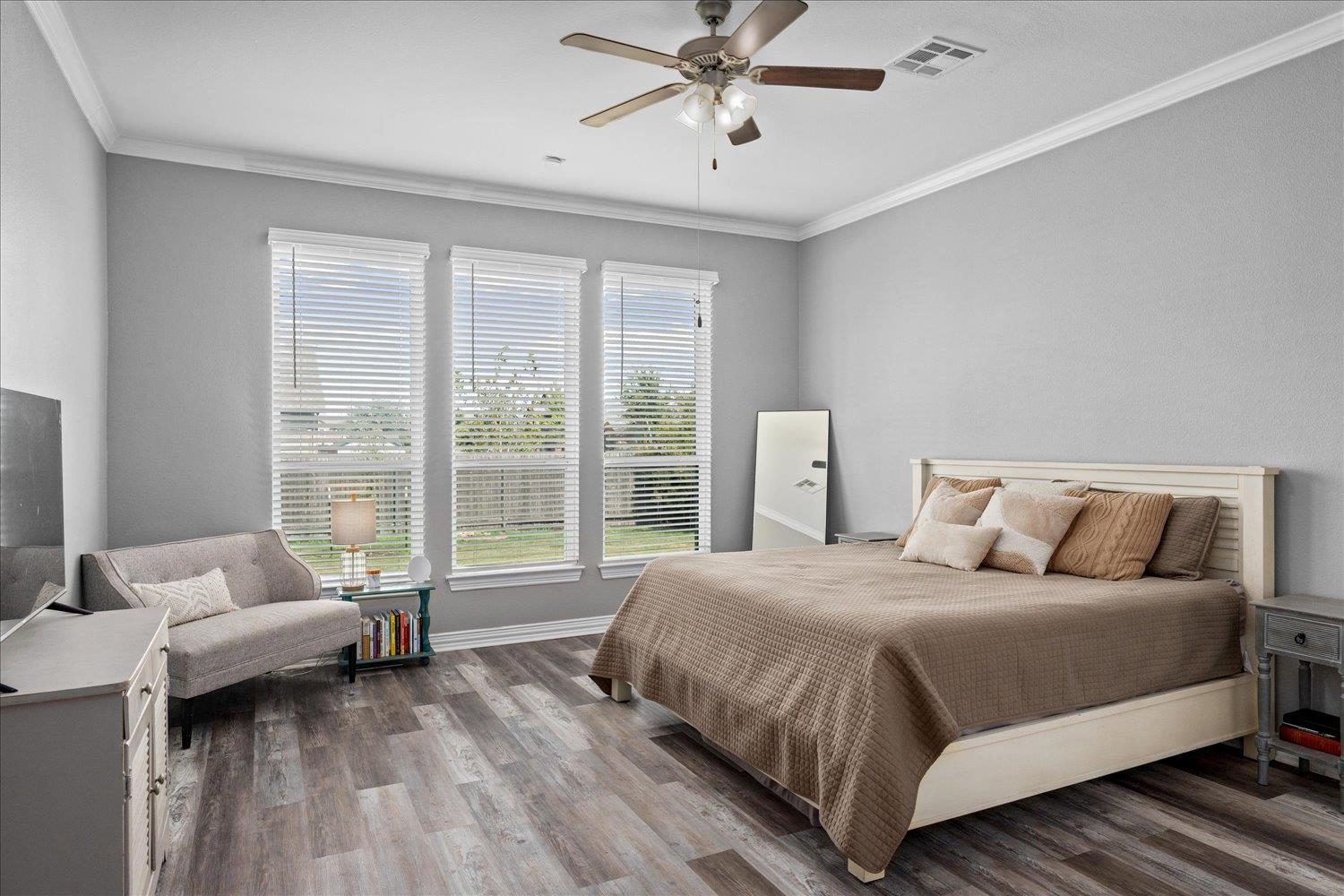 8093 Arezzo Dr Property Photo 16