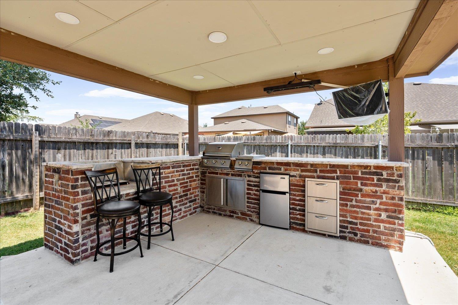 8093 Arezzo Dr Property Photo 28
