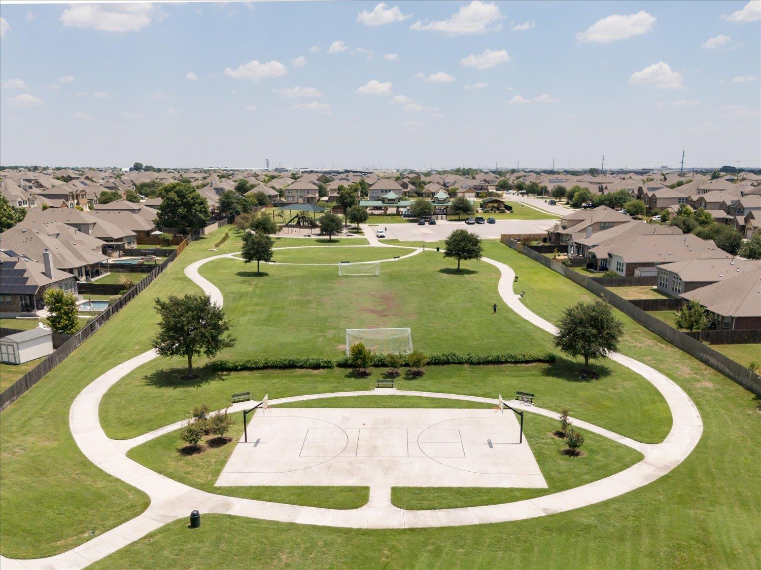 8093 Arezzo Dr Property Photo 34