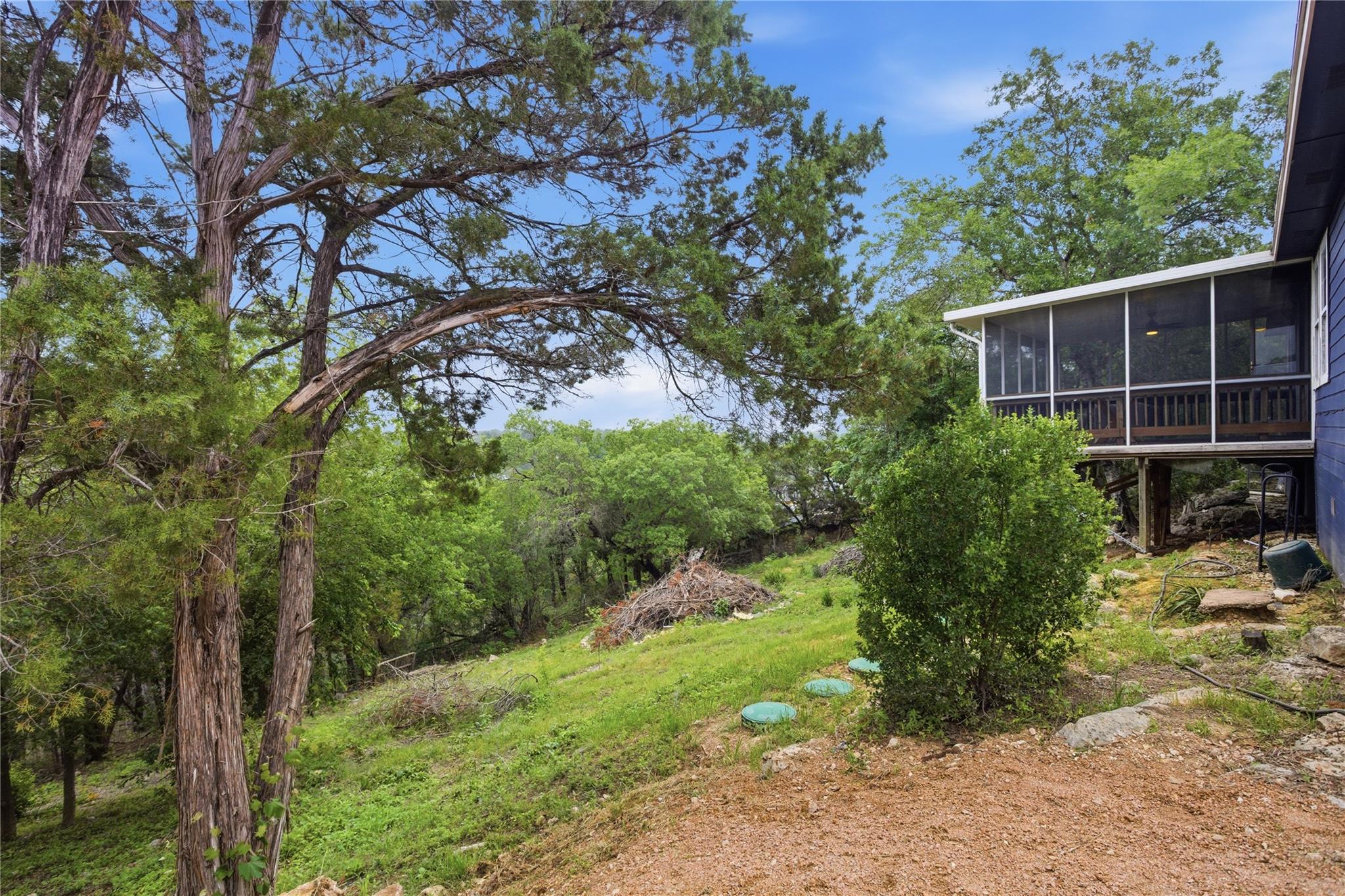 15200 Storm Dr Property Photo 6