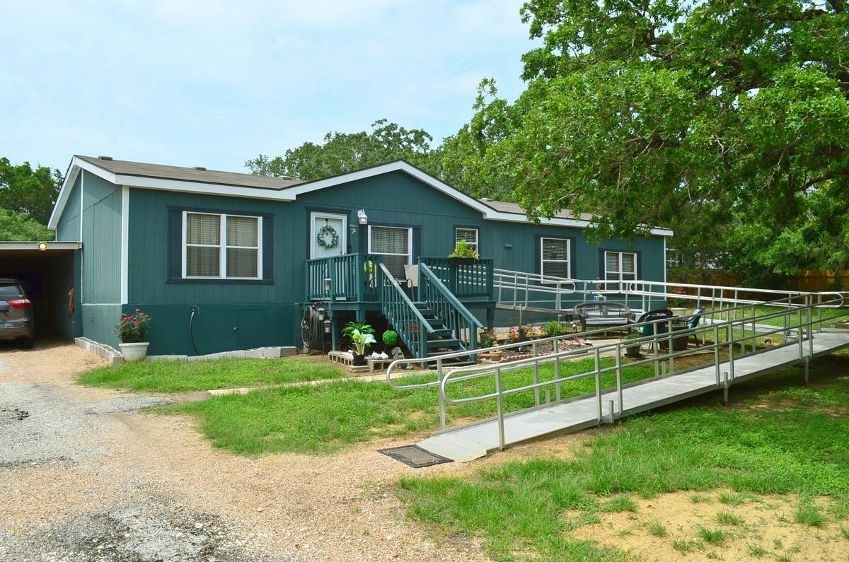 218 Texas Oak Dr Property Photo 1