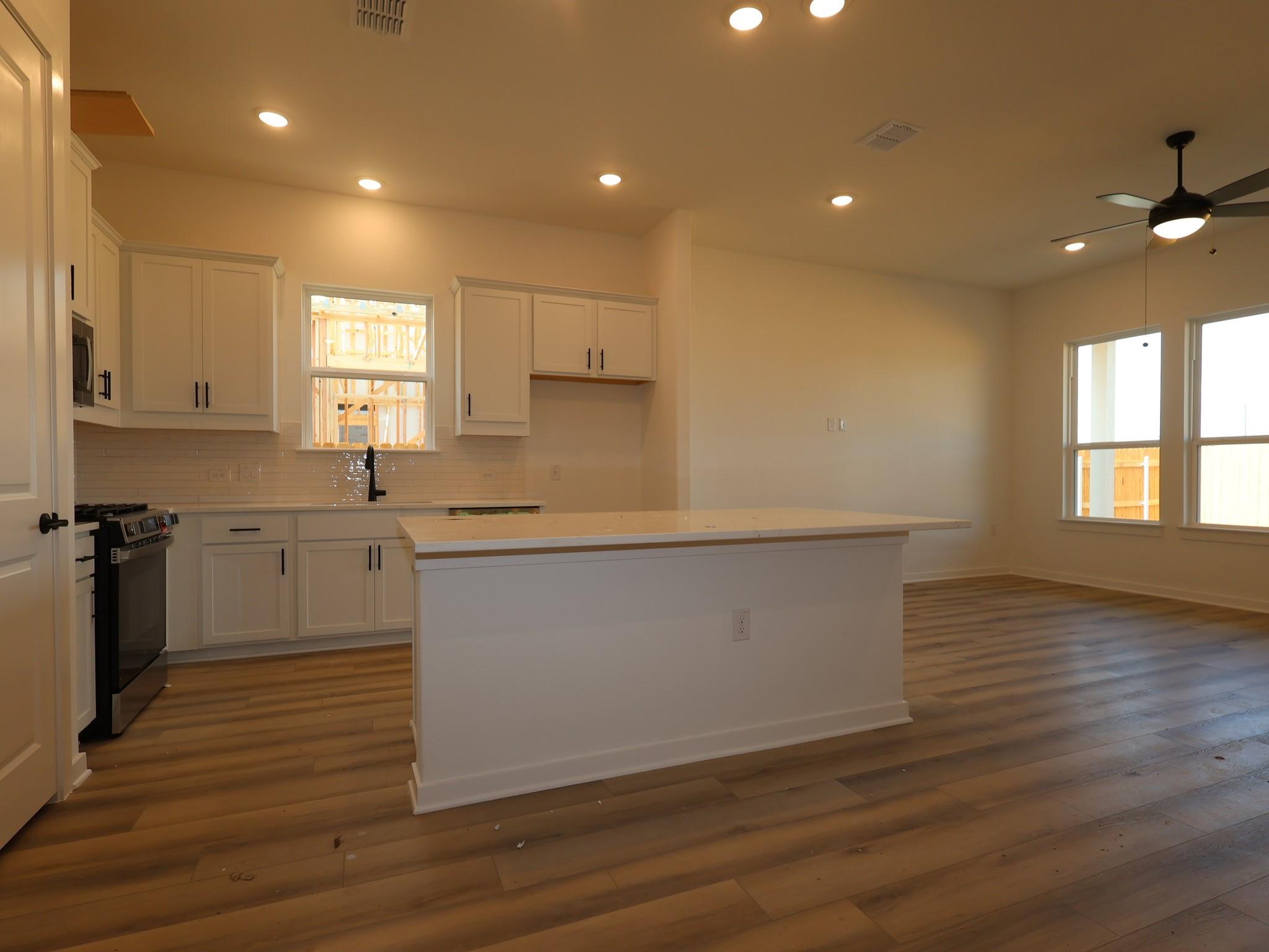 13212 Keefer Dr Property Photo 4
