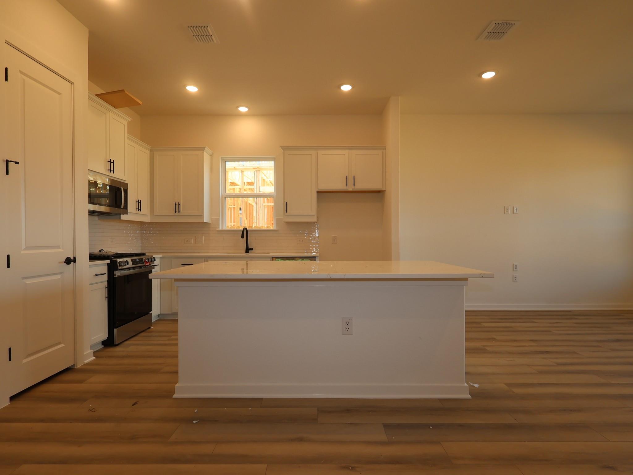 13212 Keefer Dr Property Photo 6