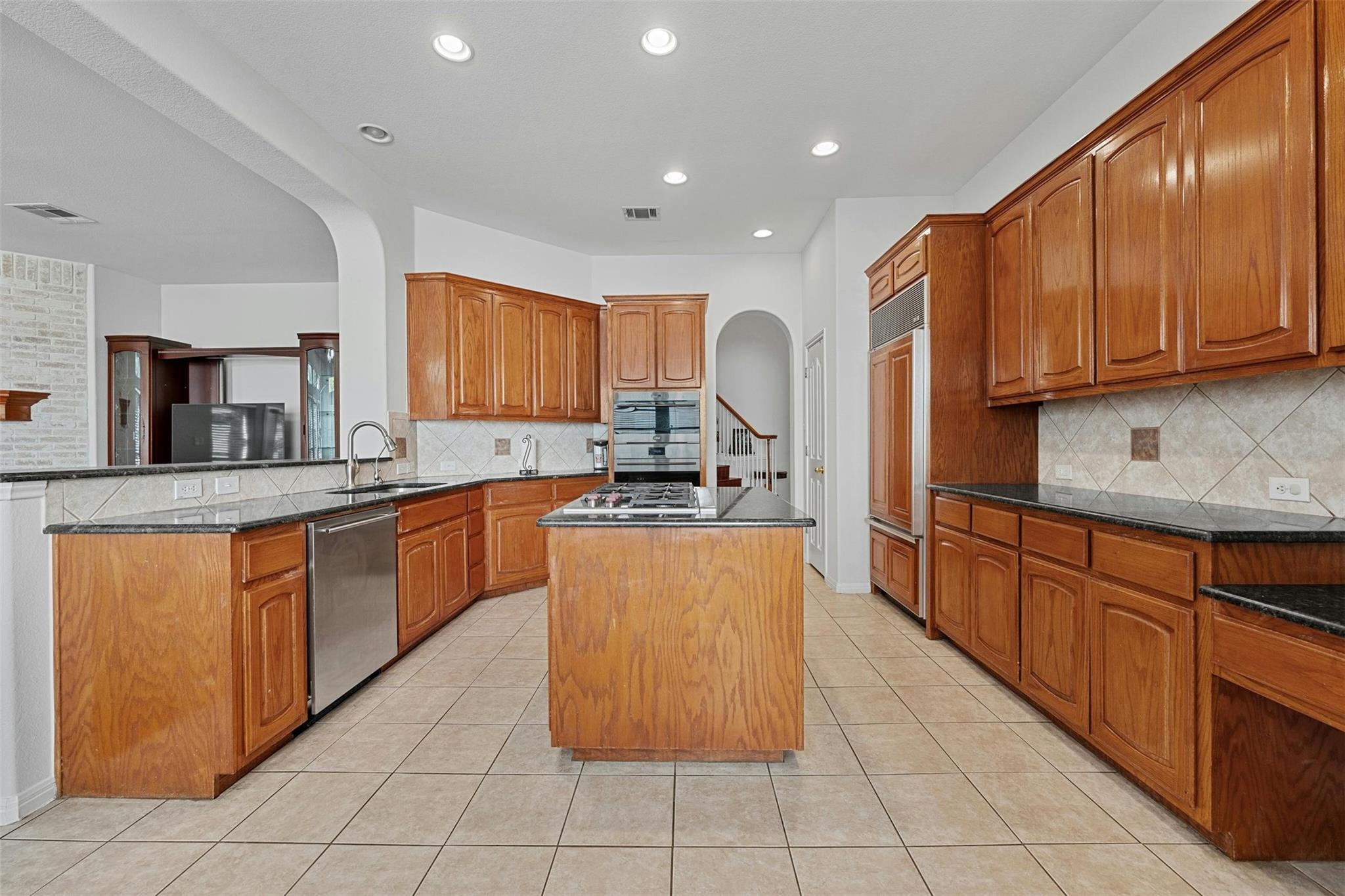 9228 Limoncillo Dr Property Photo 10