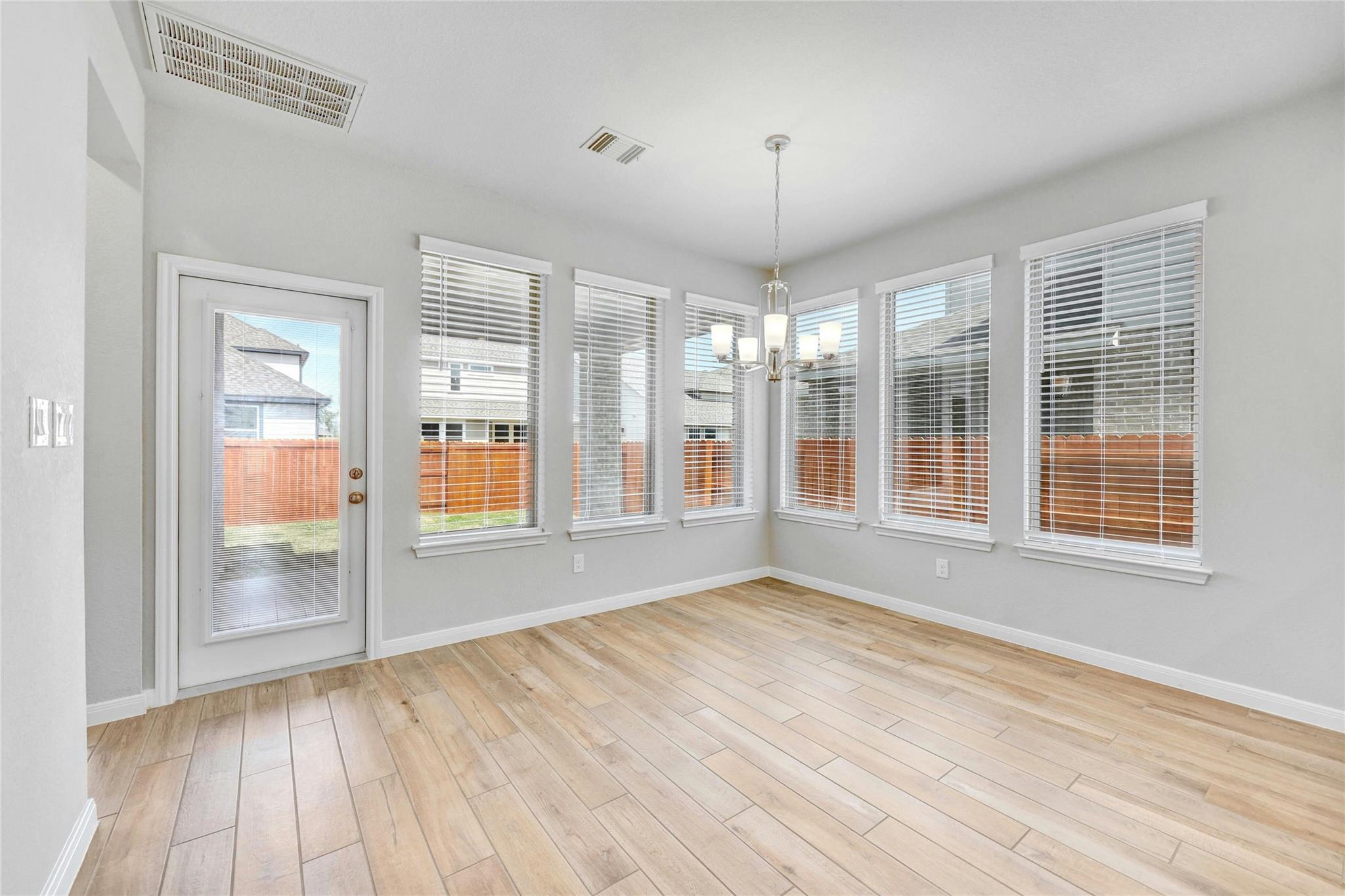 105 Danielson St Property Photo 15