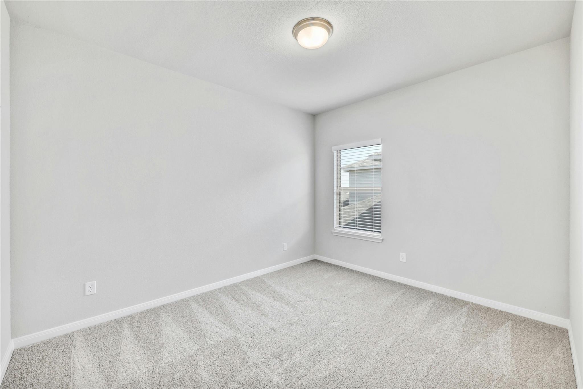 105 Danielson St Property Photo 29