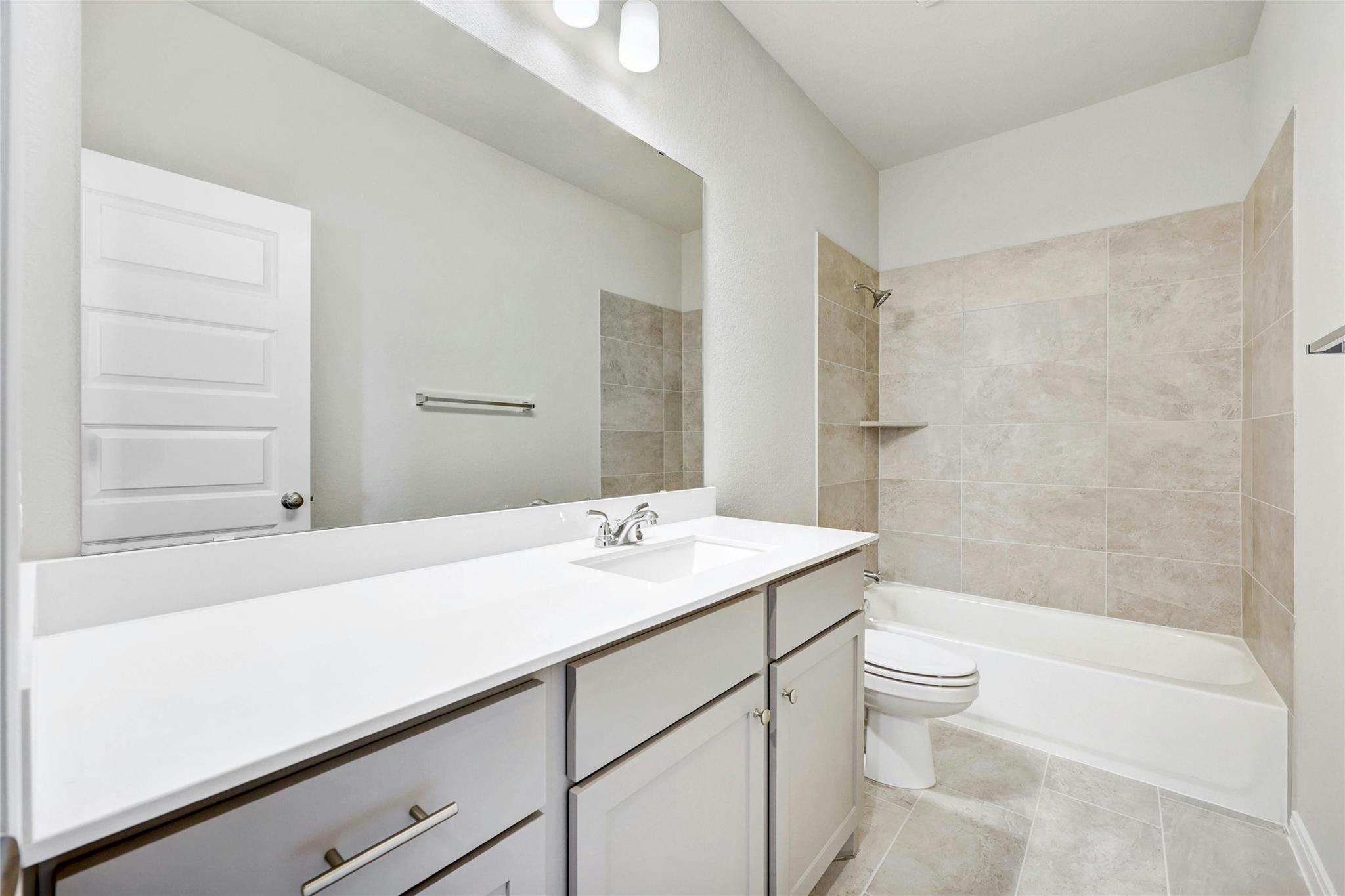 105 Danielson St Property Photo 30