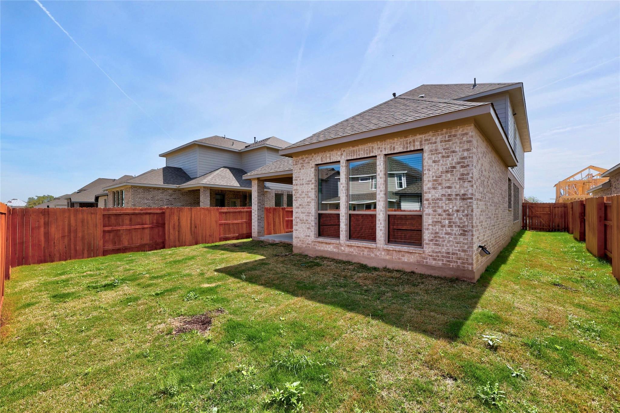 105 Danielson St Property Photo 35