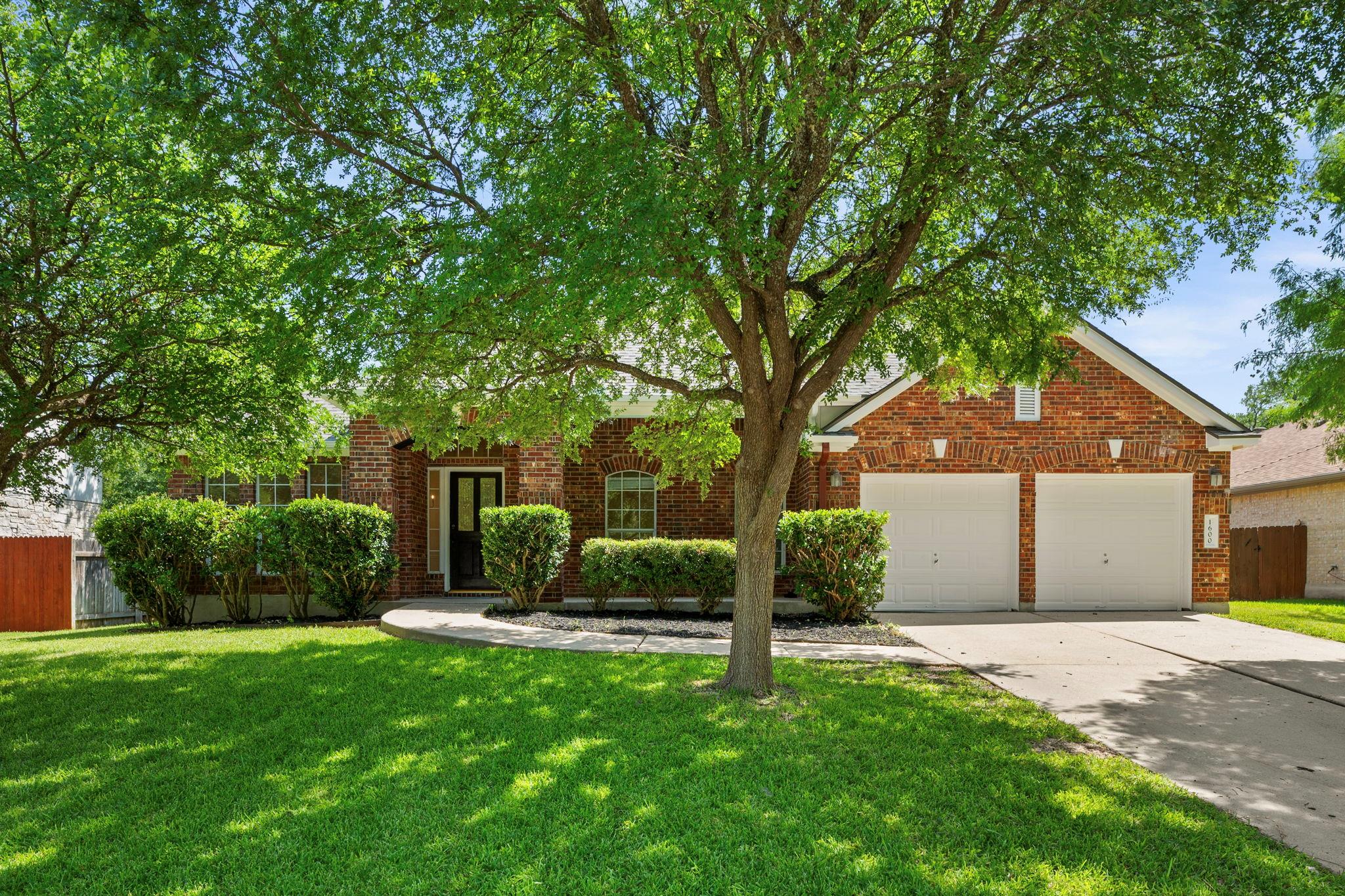 1600 Colton Way Property Photo 1