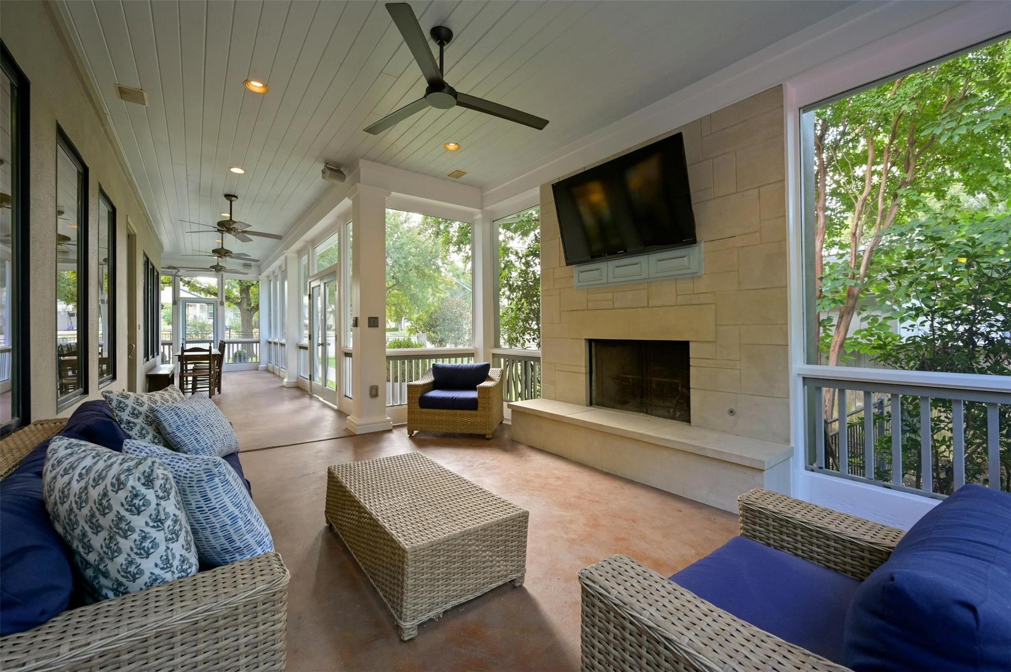 14 Margranita Cres Property Photo 3