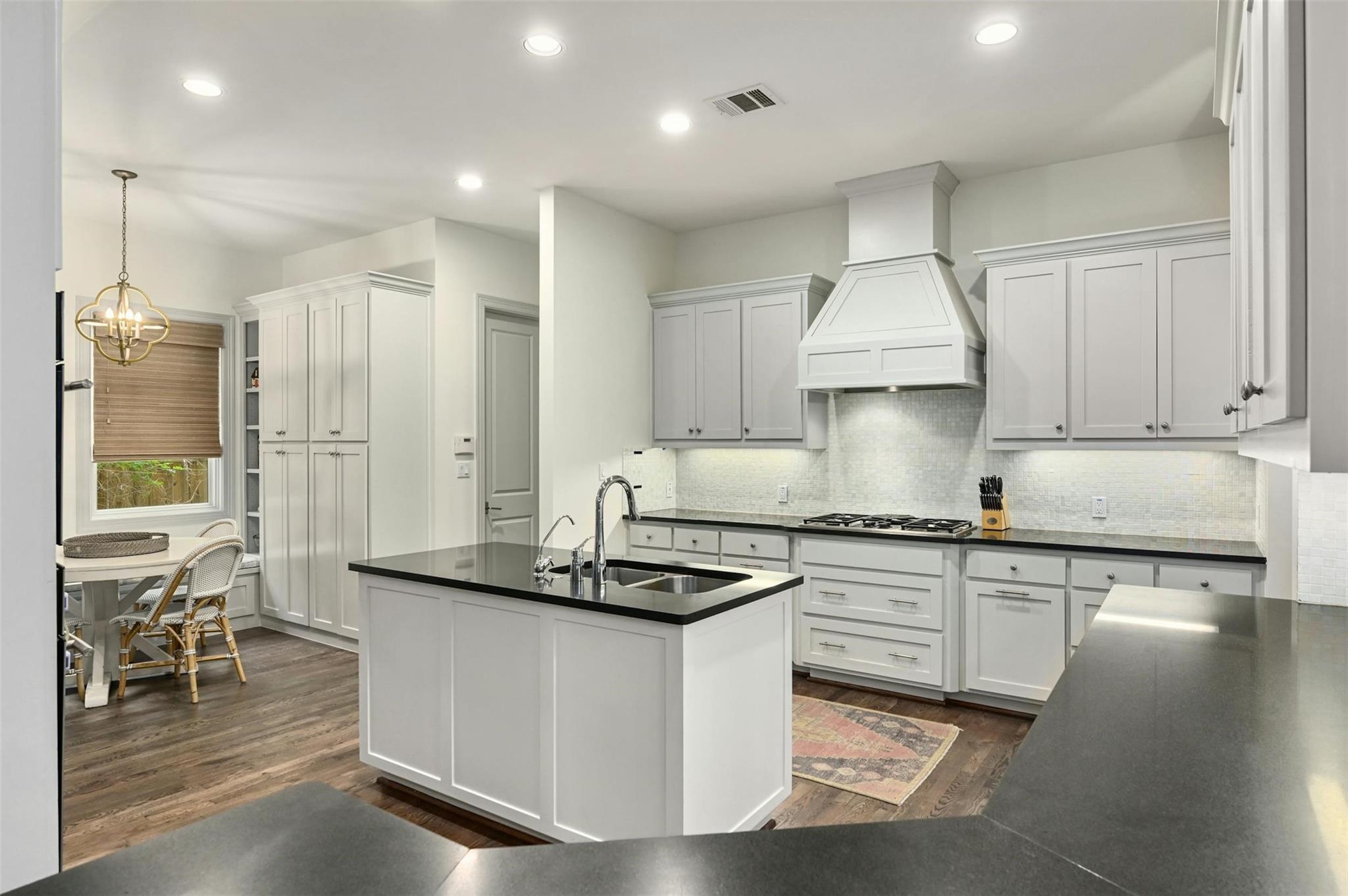 14 Margranita Cres Property Photo 13