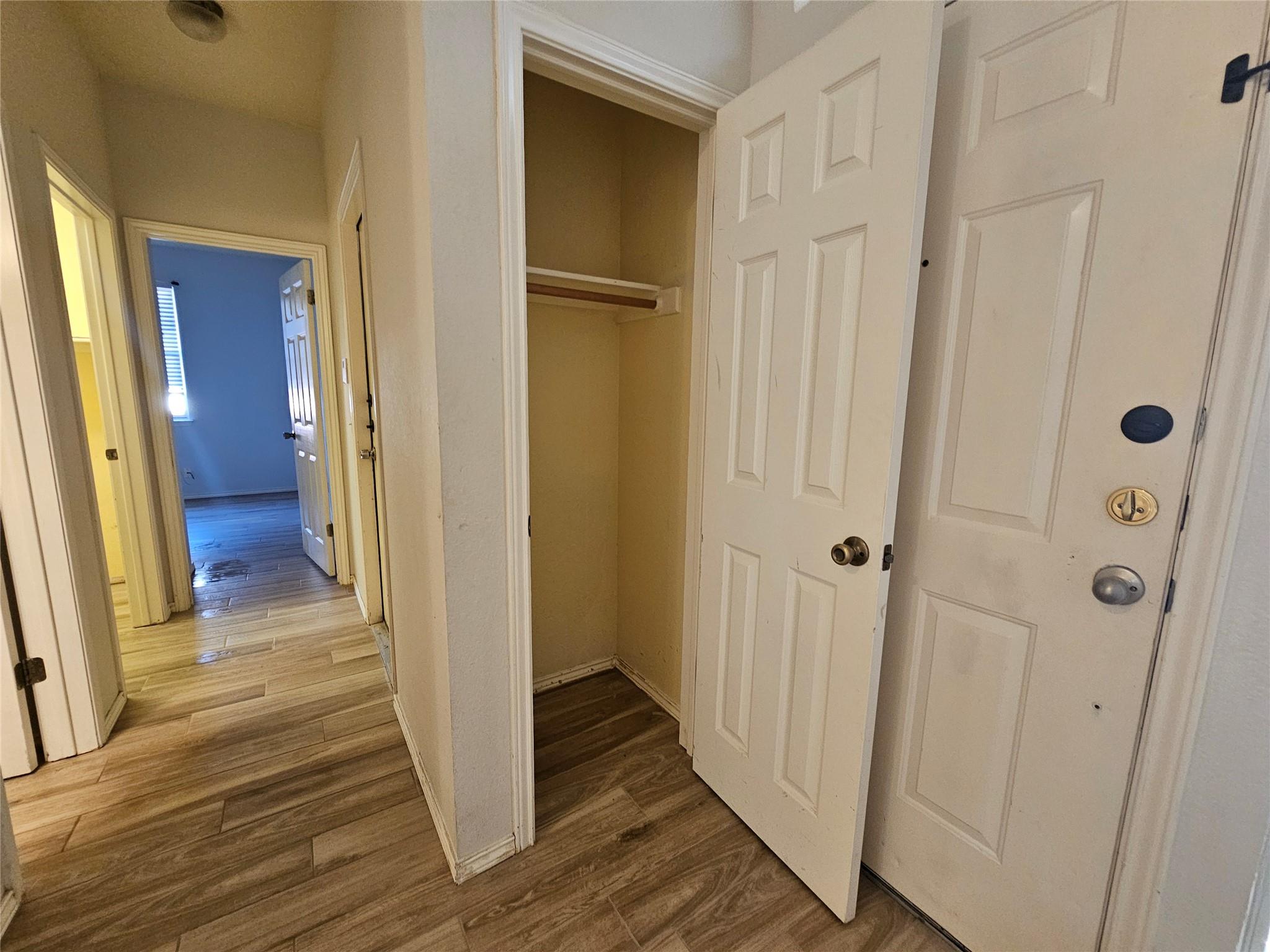 8506 Hillrock Dr Property Photo 21