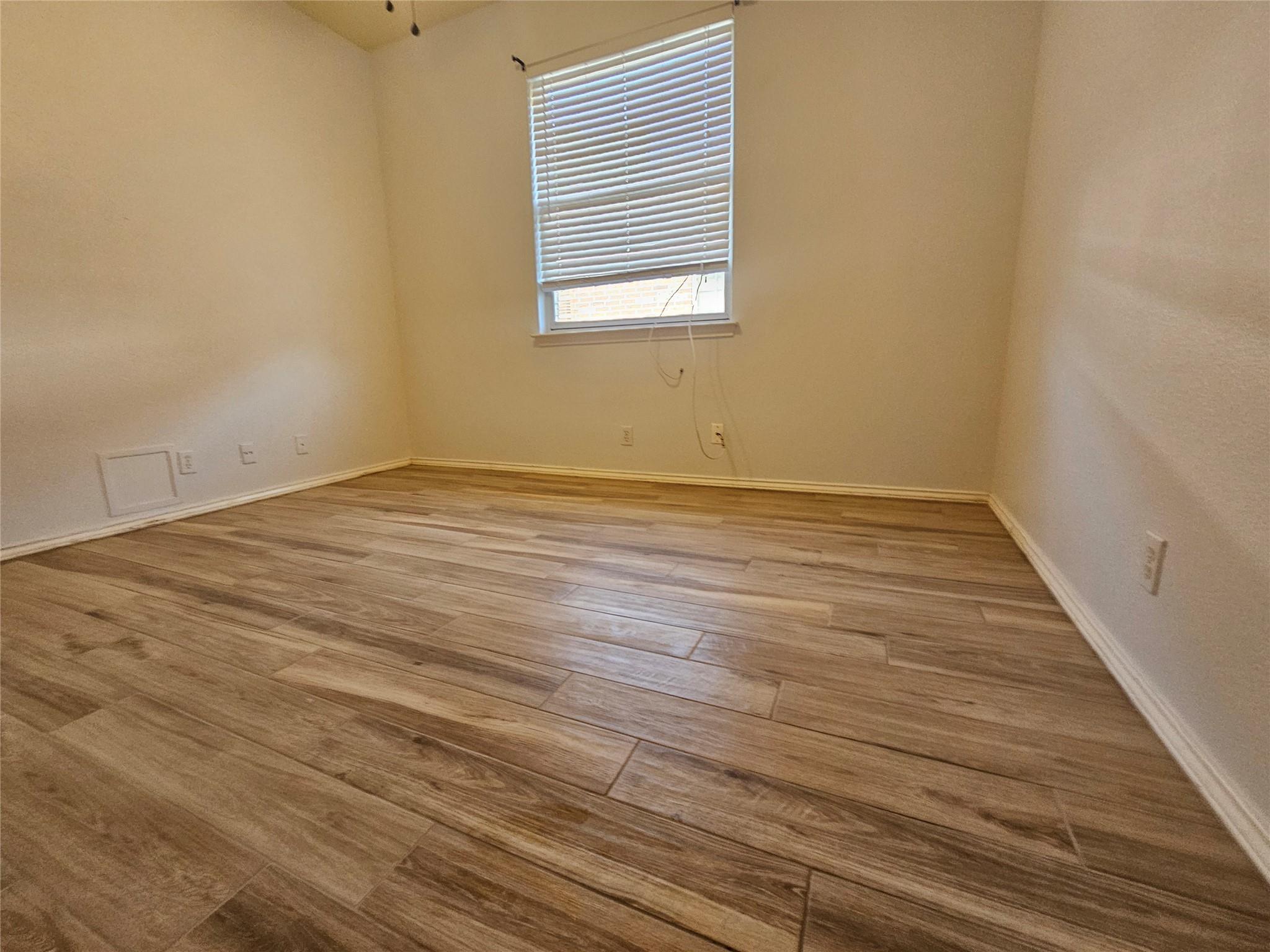 8506 Hillrock Dr Property Photo 24