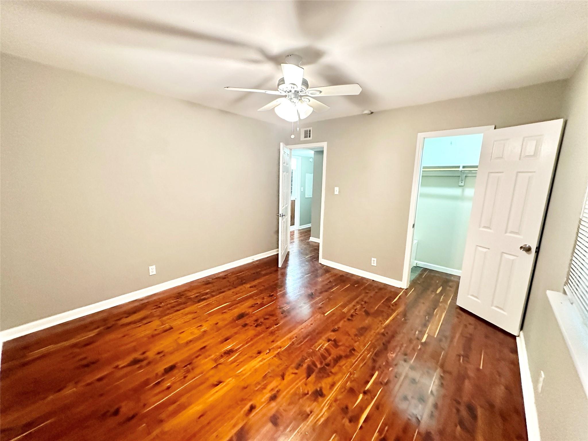 1302 S Quinlan Park Rd Property Photo 35