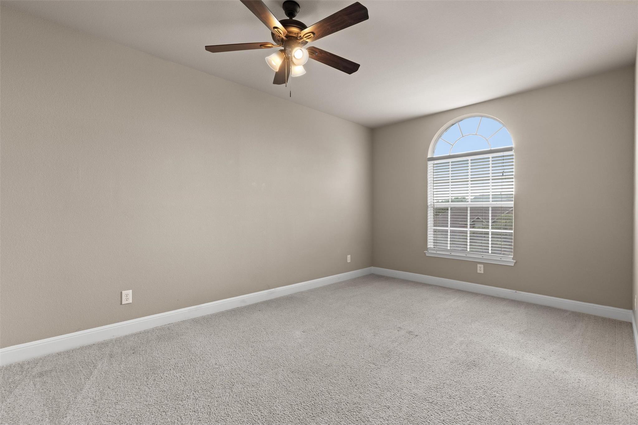 10521 Roy Butler Dr Property Photo 31
