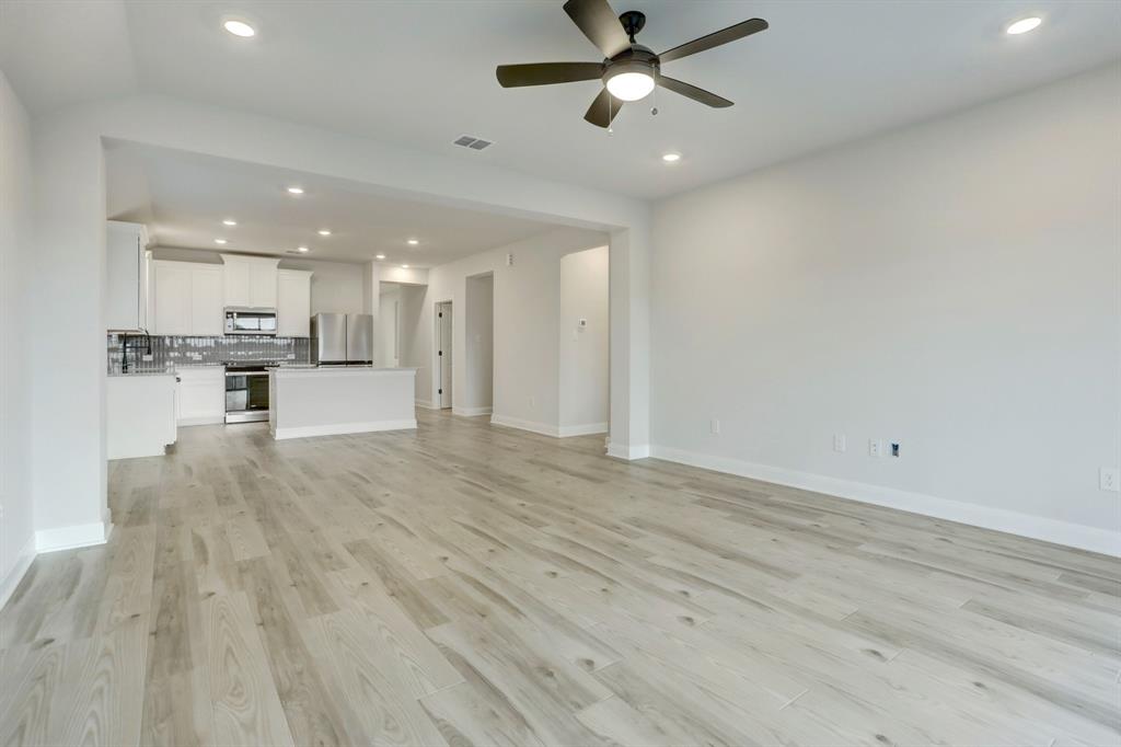 204 Lt John Decker Dr Property Photo 6