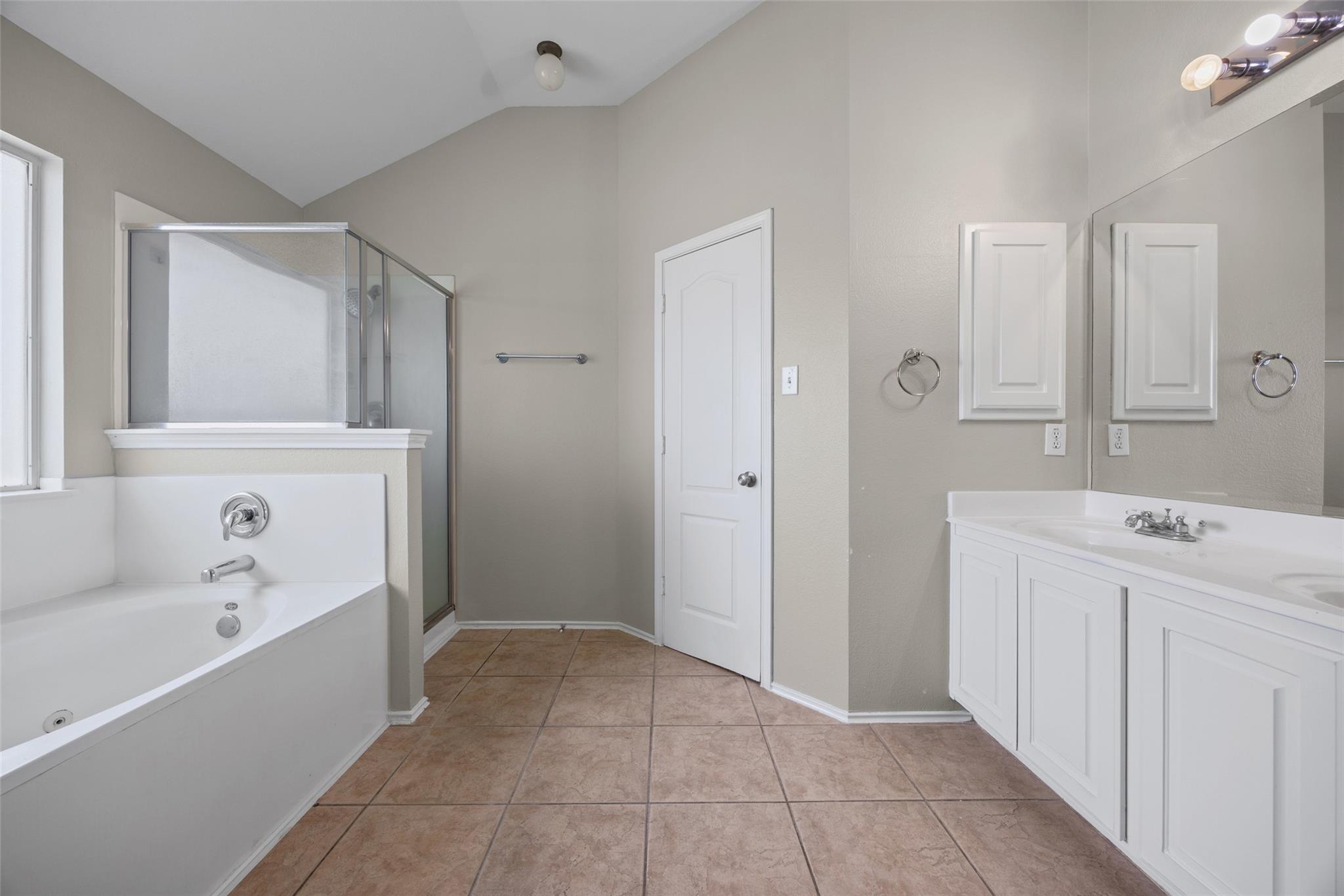 20521 Farm Pond Ln Property Photo 21