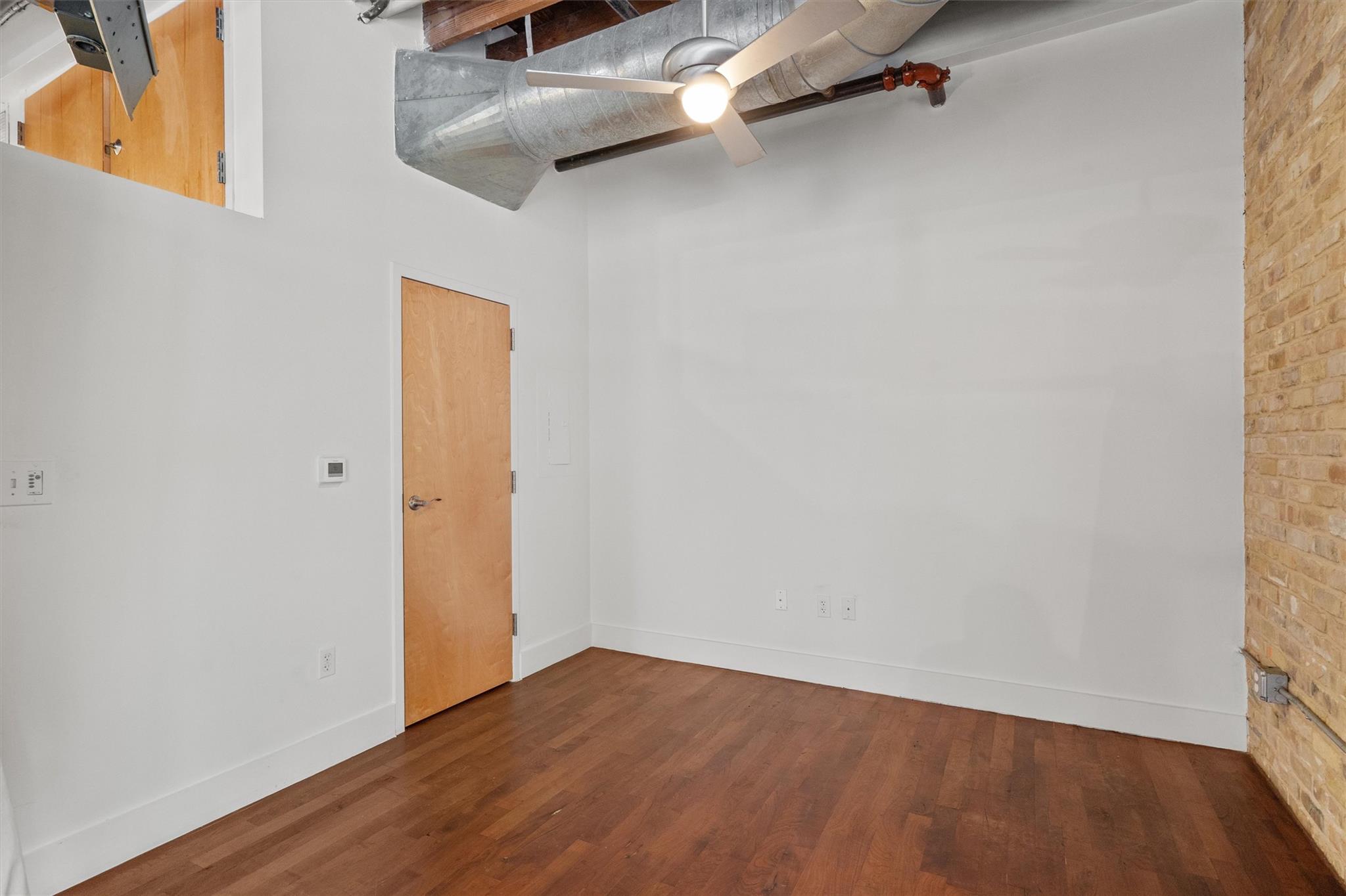 411 Brazos St #224 Property Photo 28