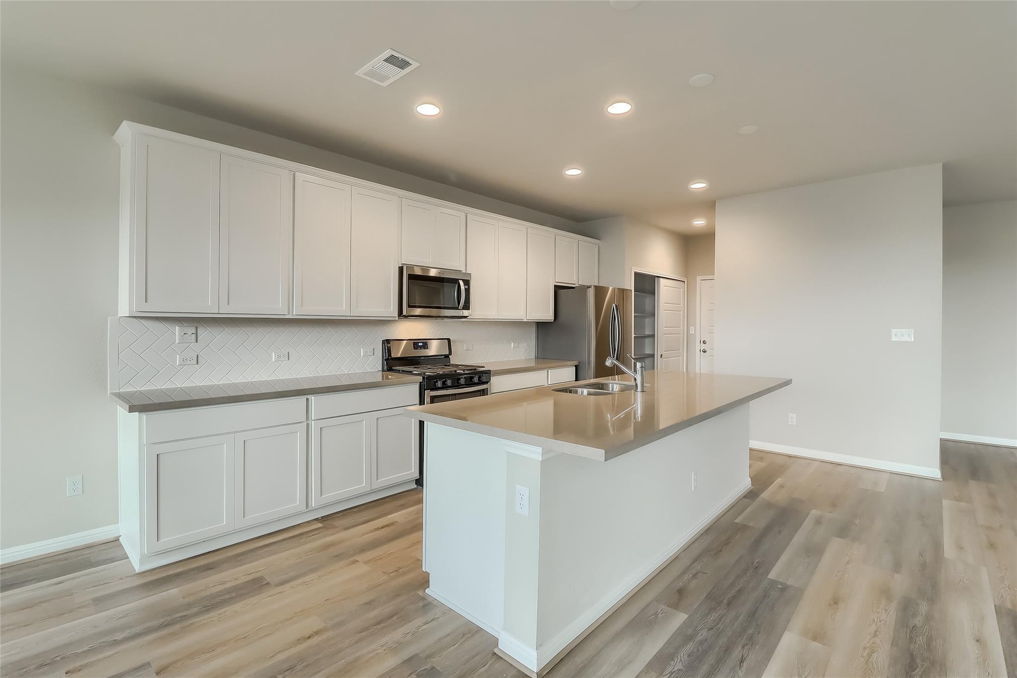 207 Watercourse Way Property Photo 8