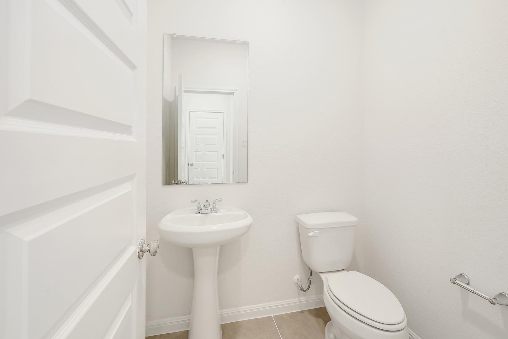 210 Hornet St Property Photo 40