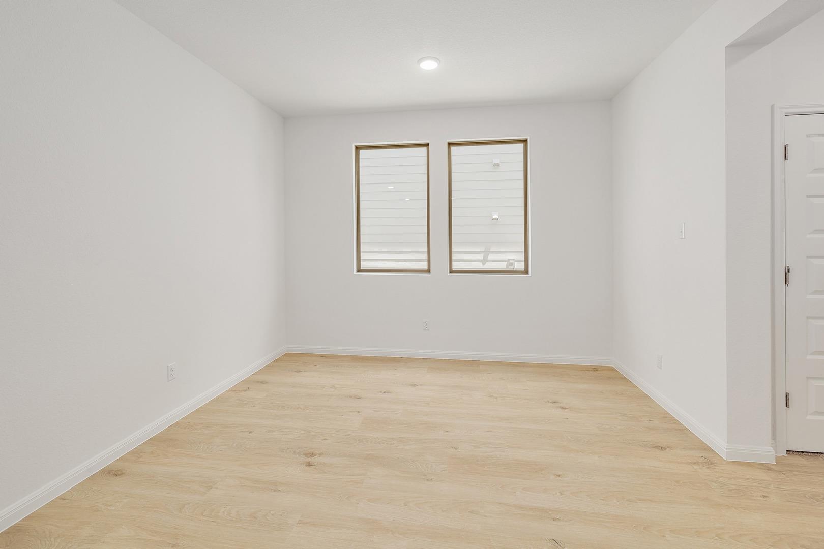 210 Hornet St Property Photo 65