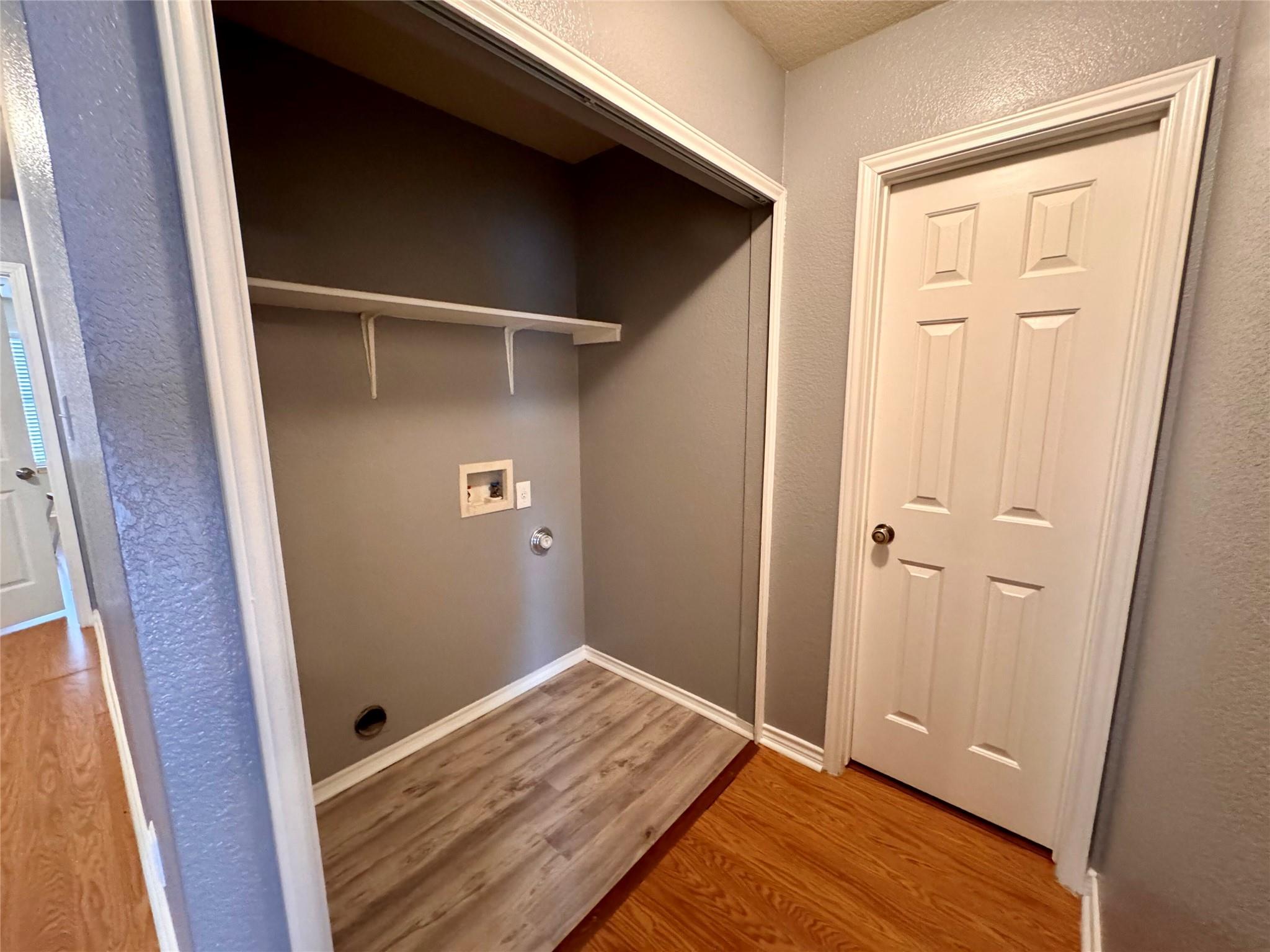 1592141 Property Photo 11