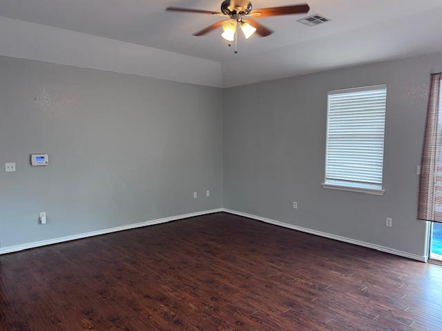1104 Blueridge Dr Property Photo 4