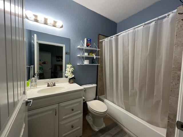 1104 Blueridge Dr Property Photo 11