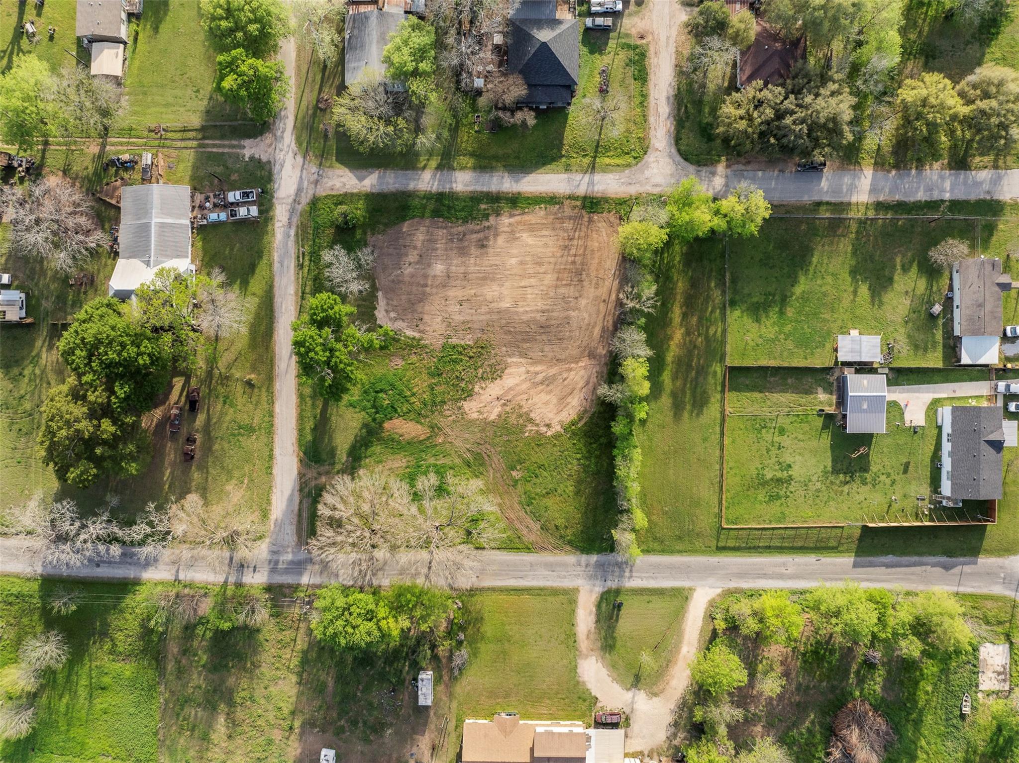 320 Douglas St #2 Property Photo 1