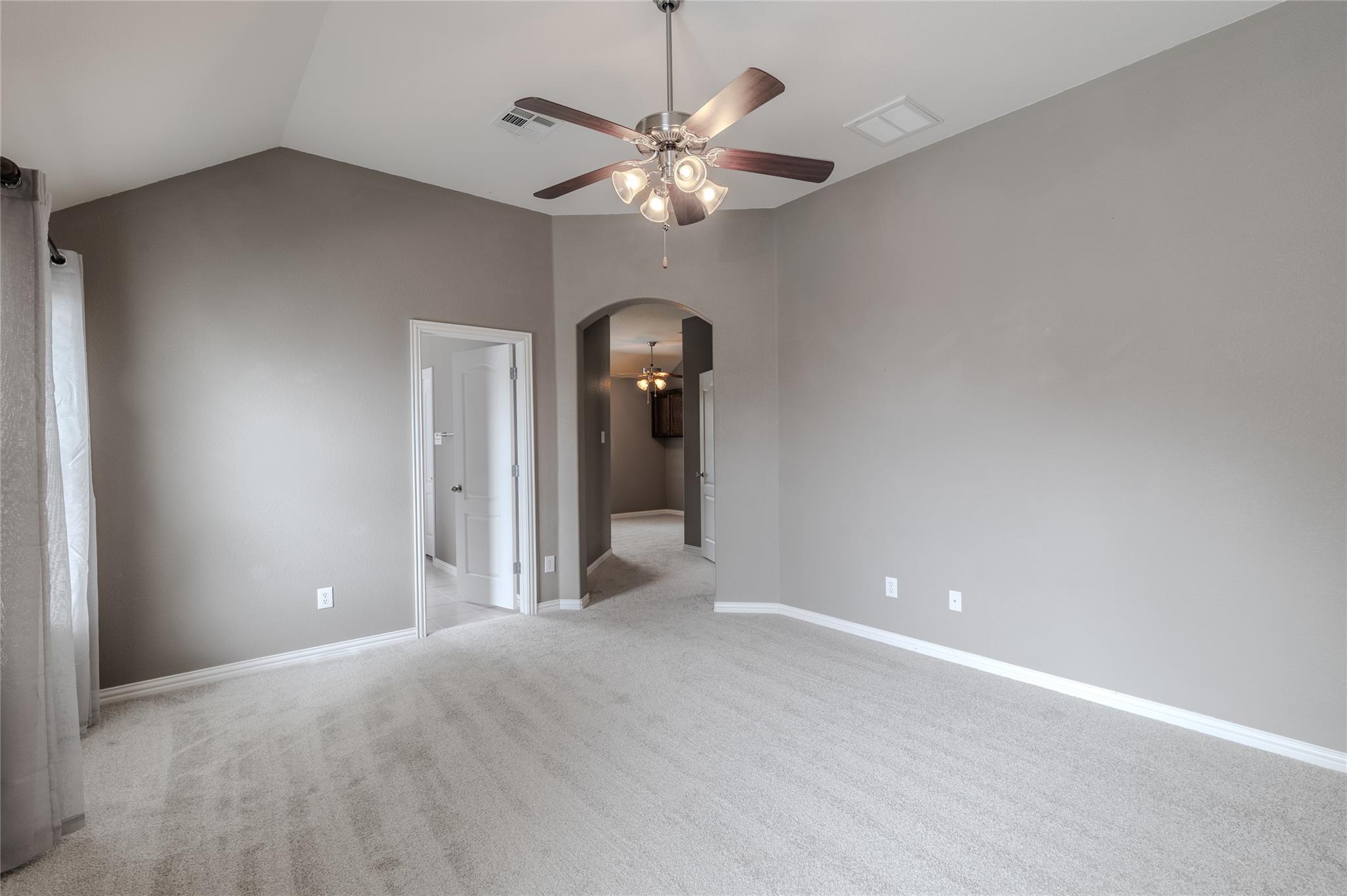 1408 Rowan Dr Property Photo 9