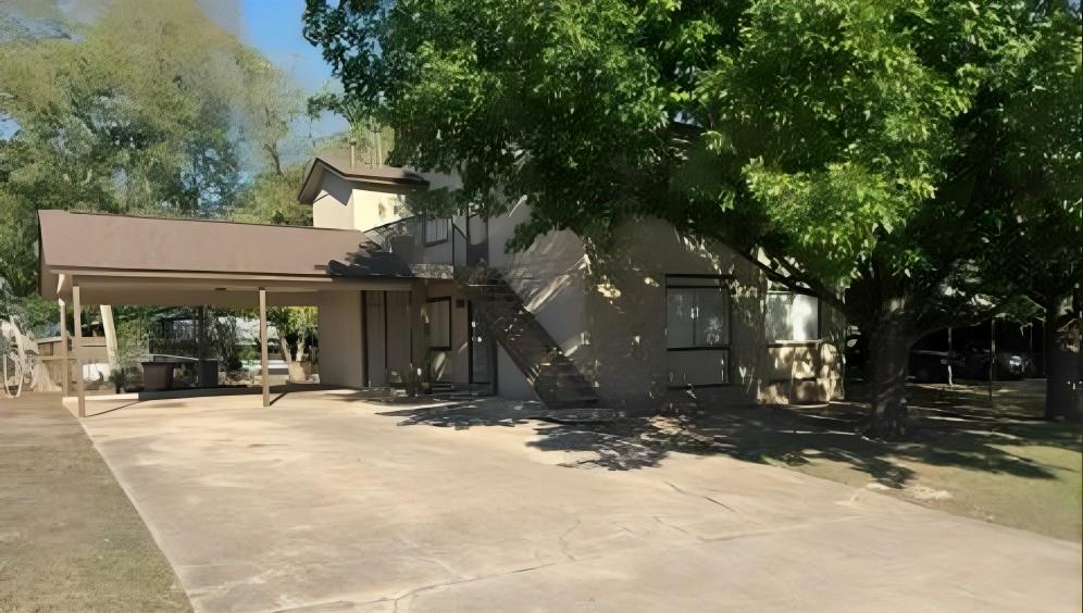 2404 Bucks Run #a&b Property Photo 1