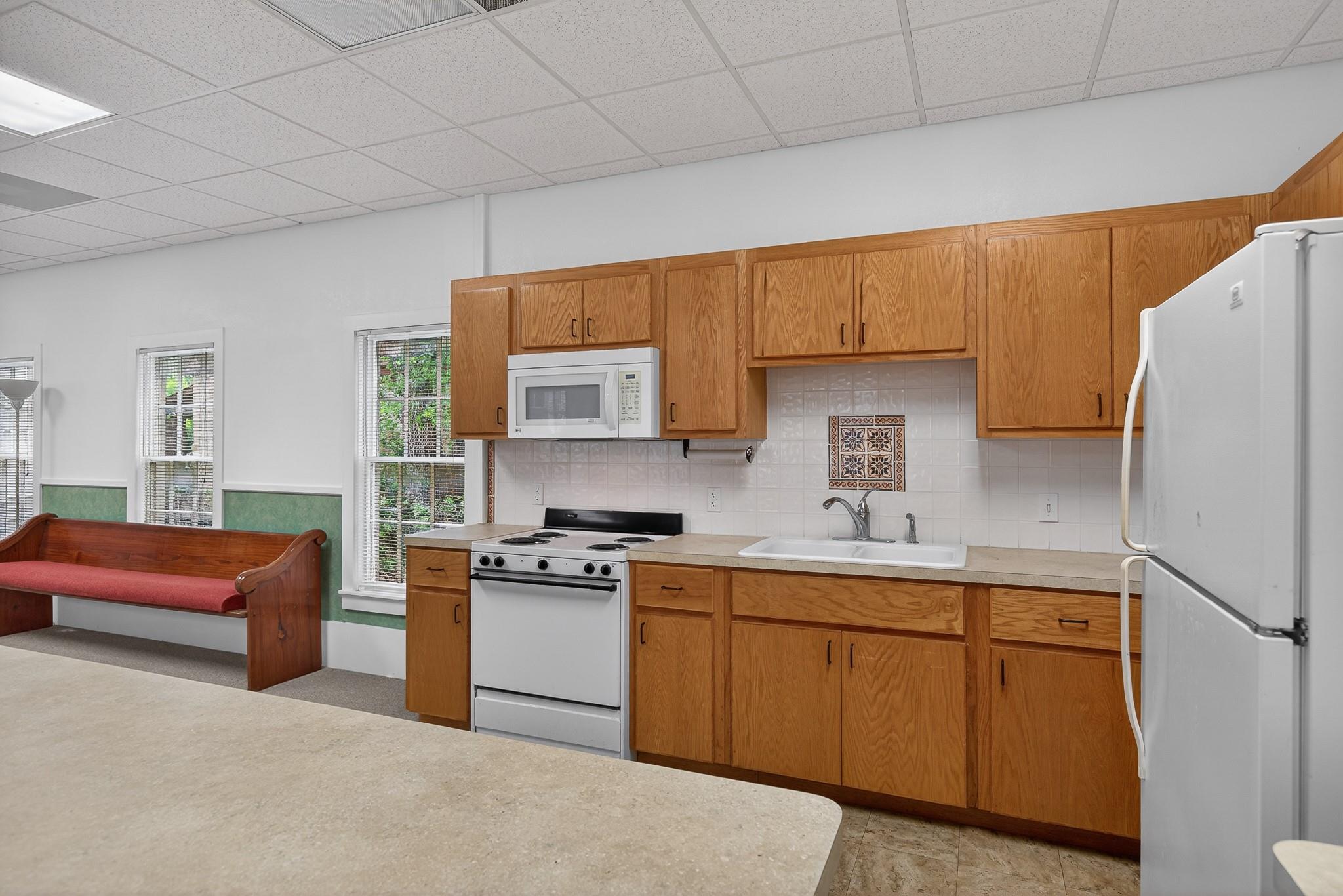 410 N West None Property Photo 14