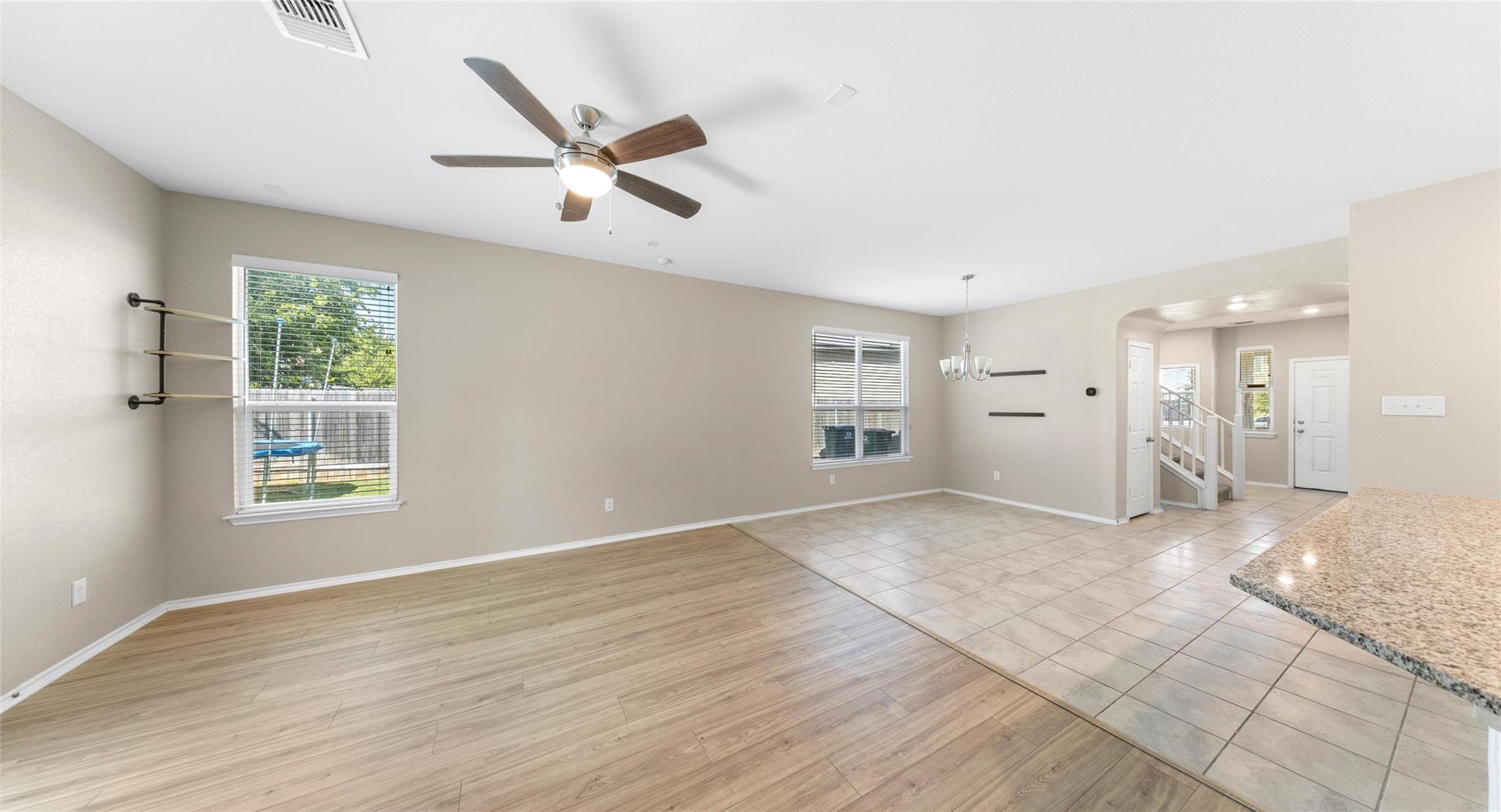 201 Bougainvillea Loop Property Photo 4