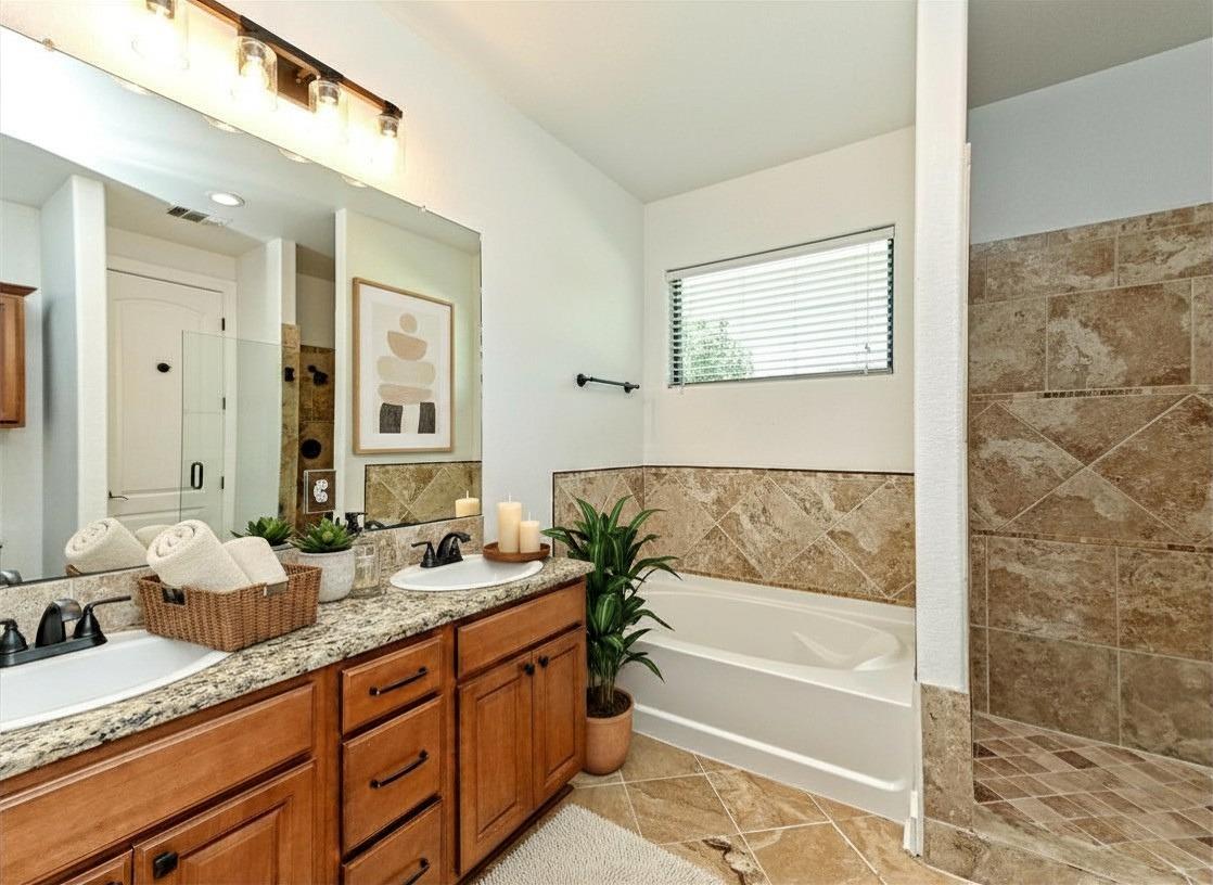 15208 Bowling Ln Property Photo 10