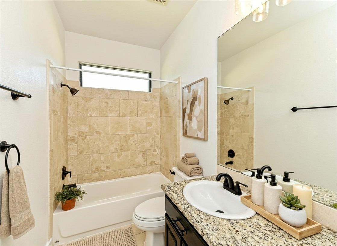 15208 Bowling Ln Property Photo 15