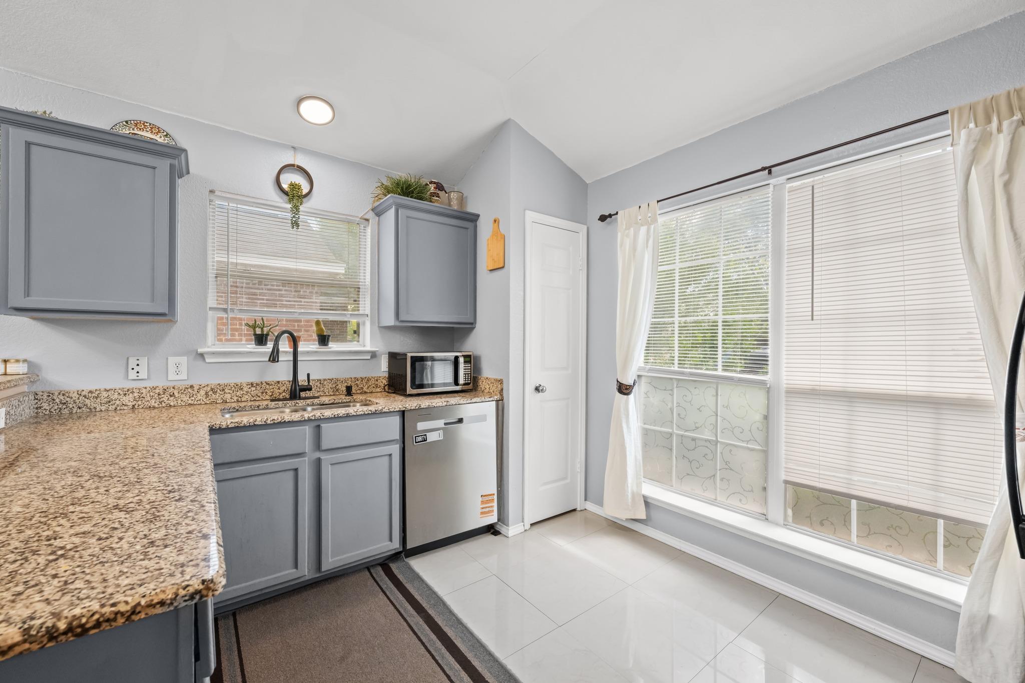 14608 Rumfeldt St Property Photo 14