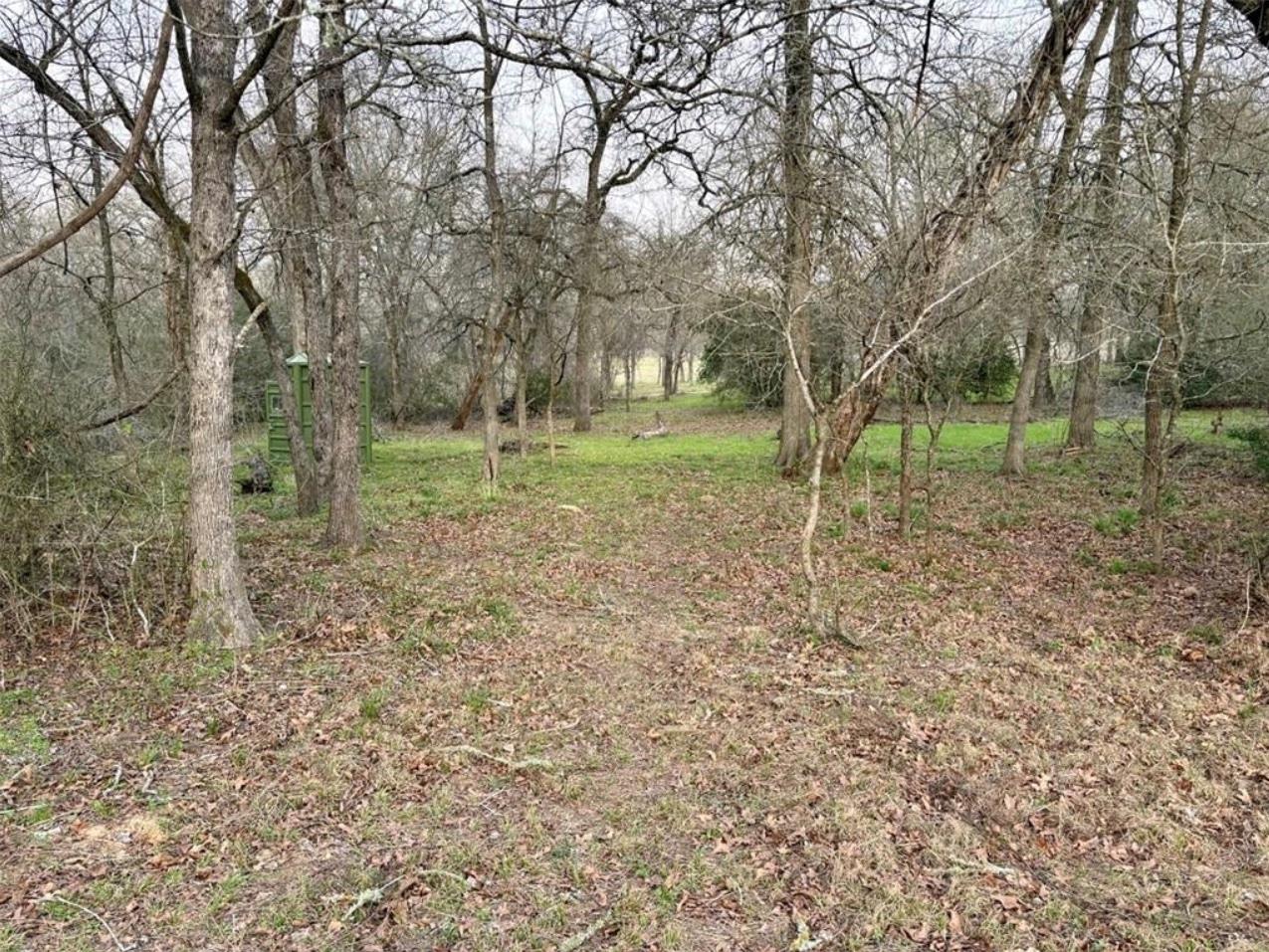 1073 Creekside Ln Property Photo 11