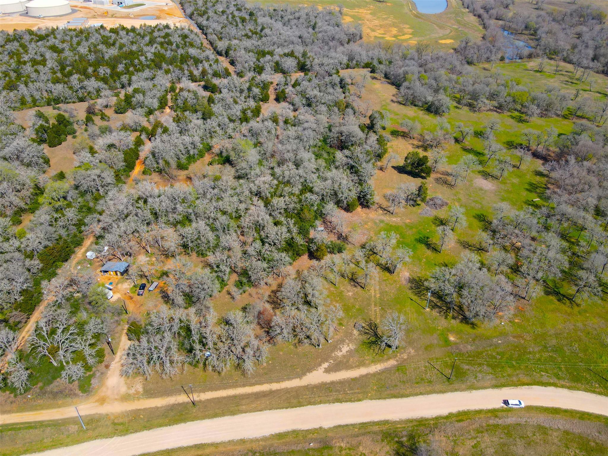 1073 Creekside Ln Property Photo 20