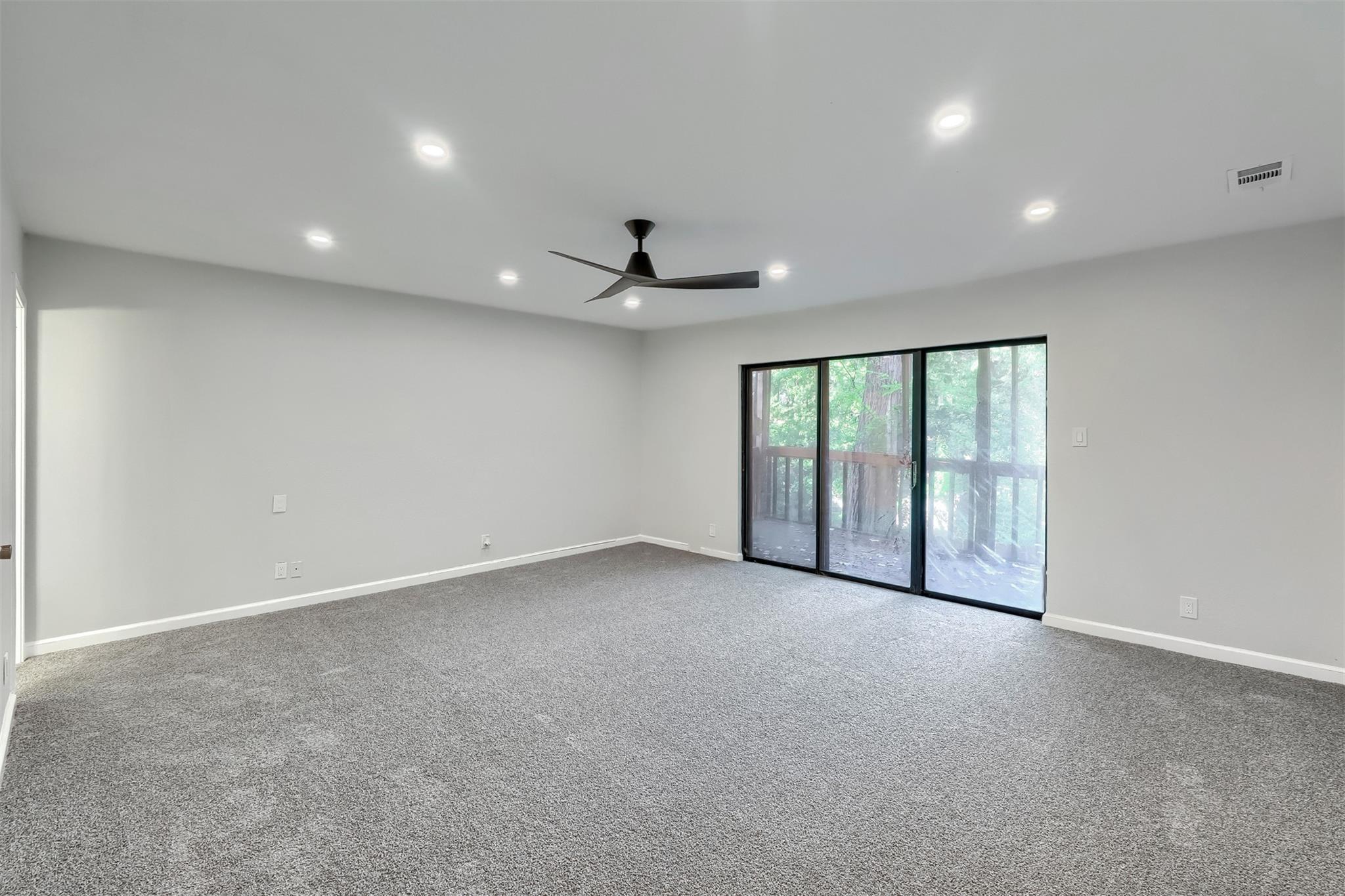 1599640 Property Photo 5