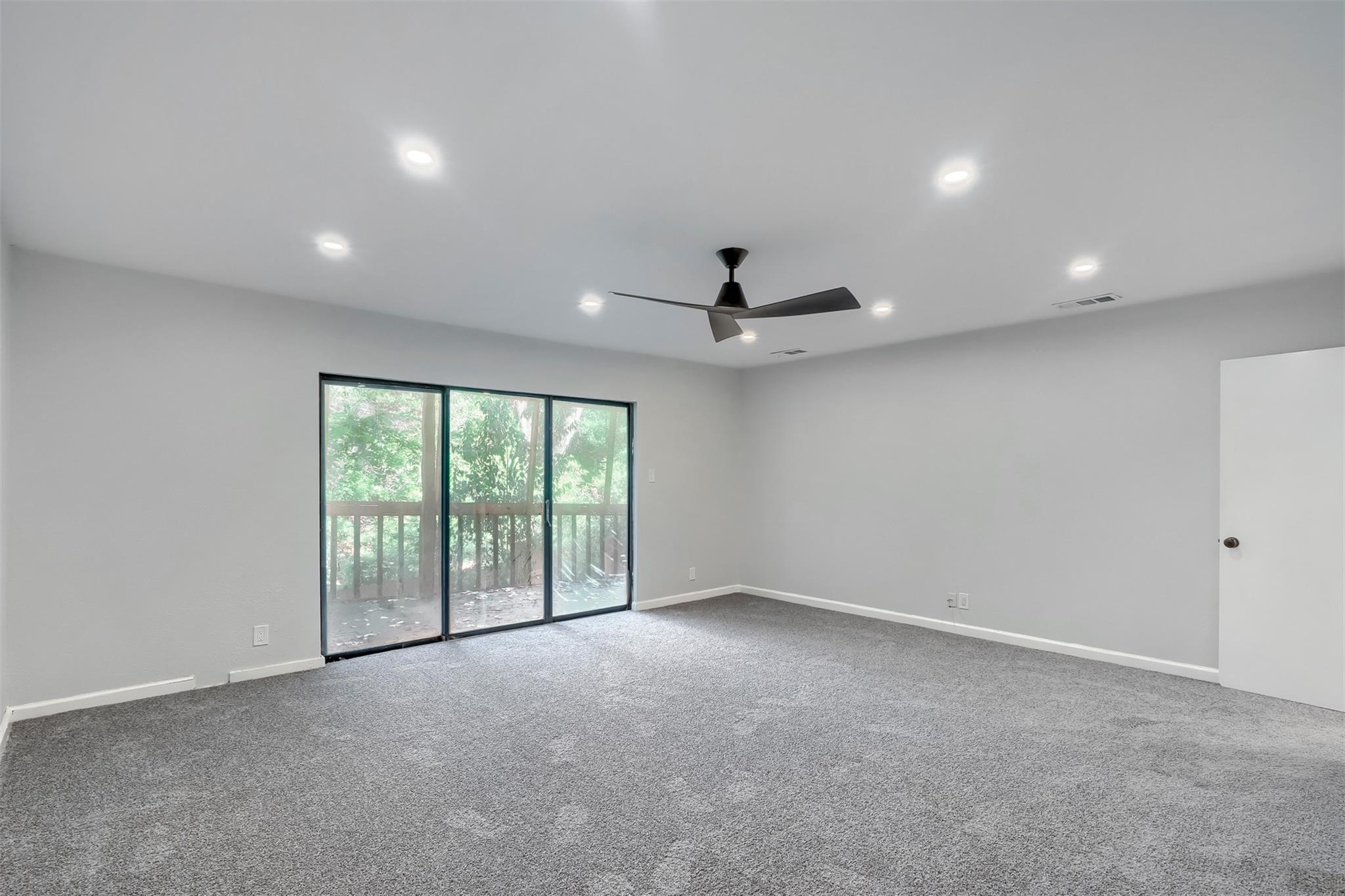 1599640 Property Photo 6