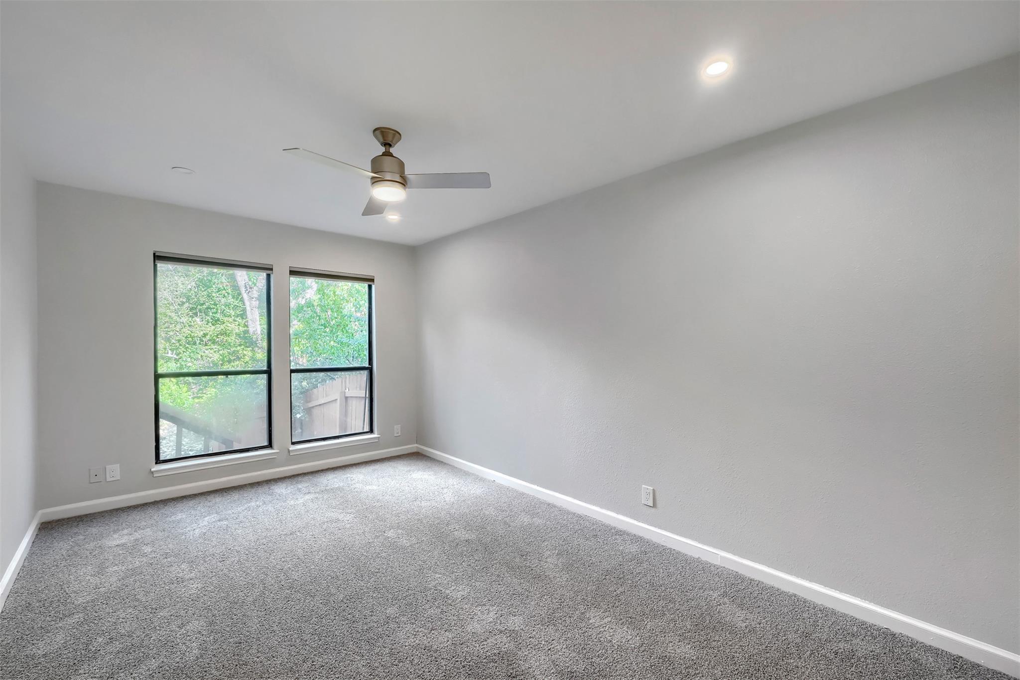 1599640 Property Photo 17