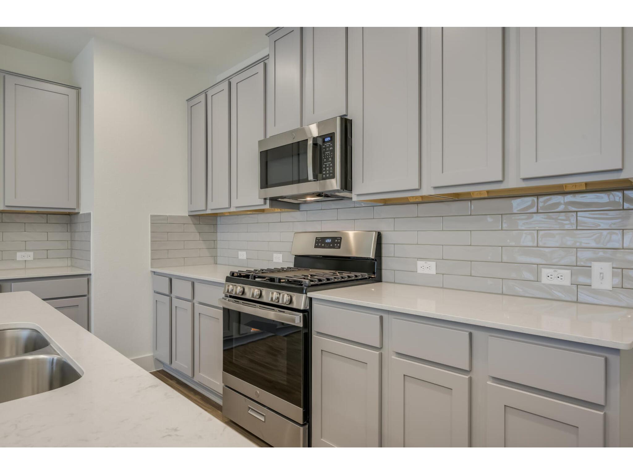 2229 Upchurch St Property Photo 16