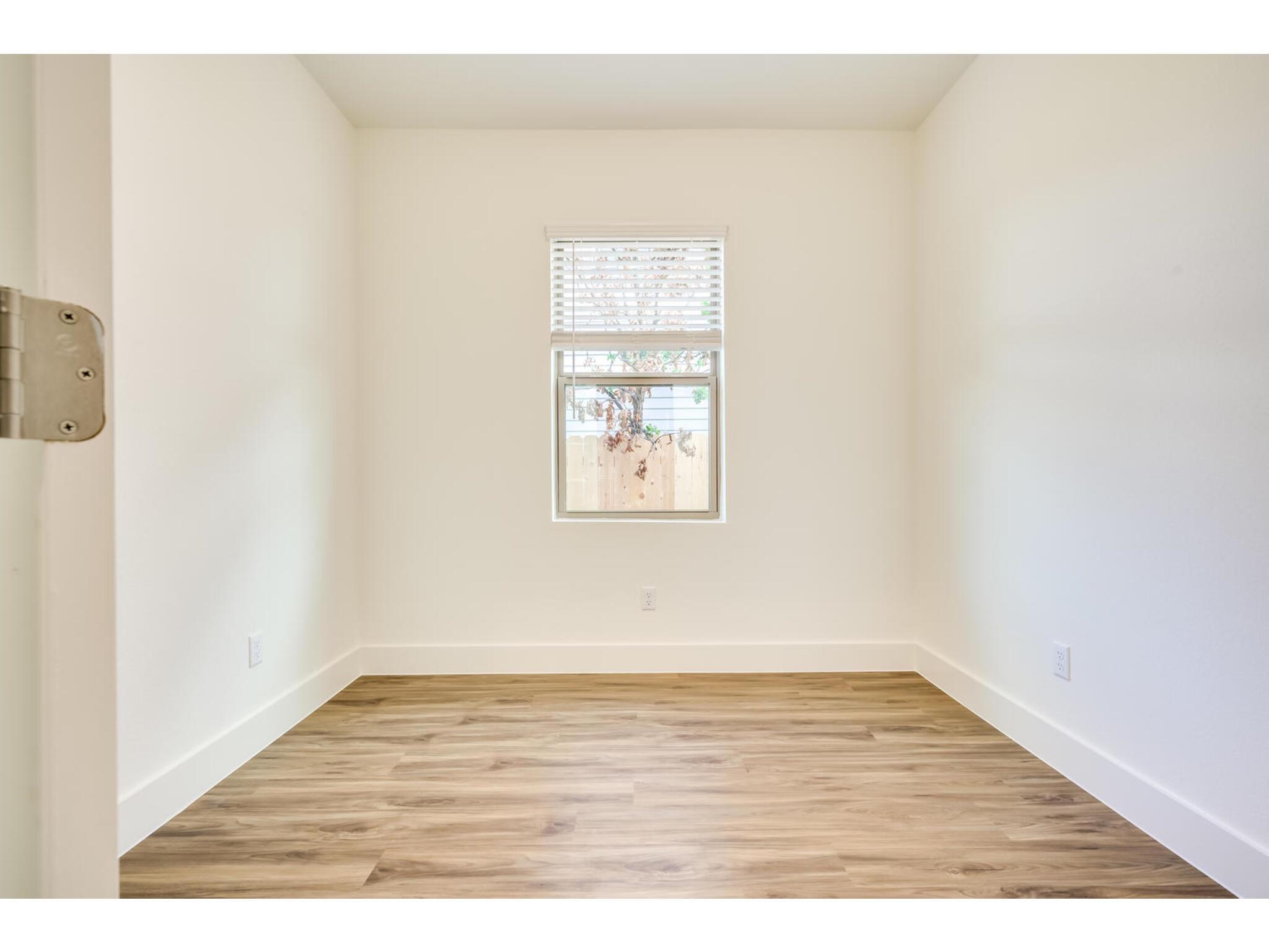 2229 Upchurch St Property Photo 19