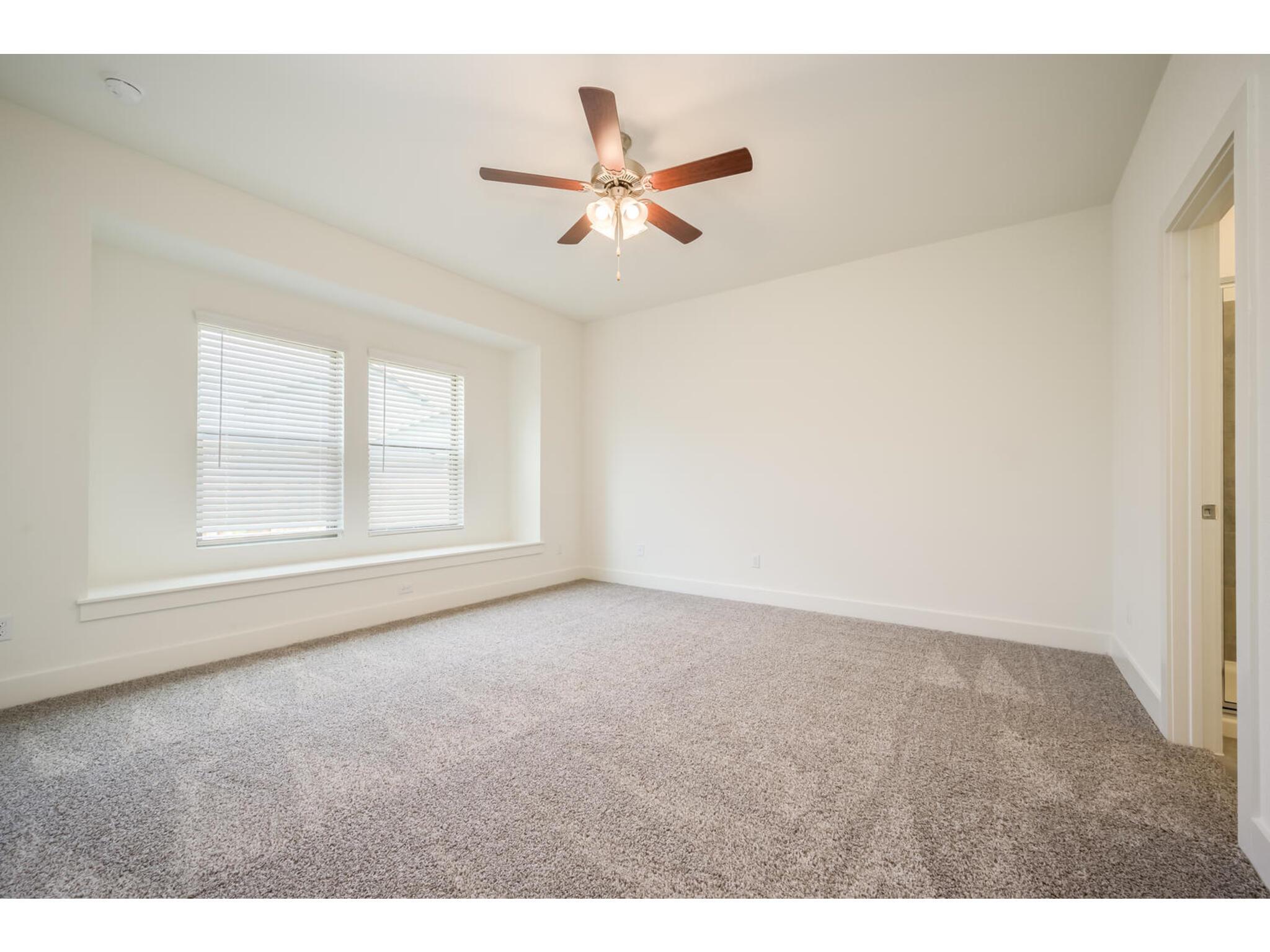 2229 Upchurch St Property Photo 24