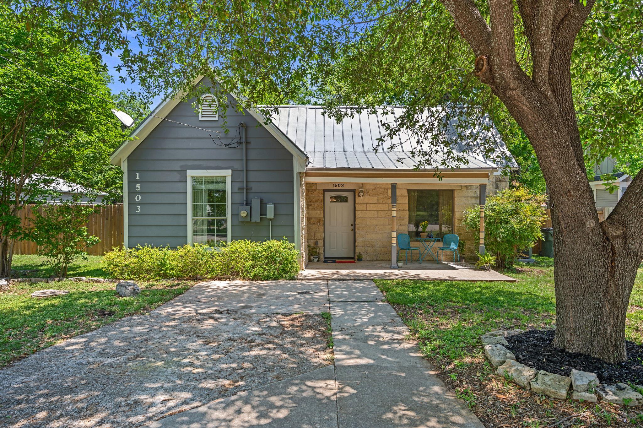 1503 Hart St Property Photo