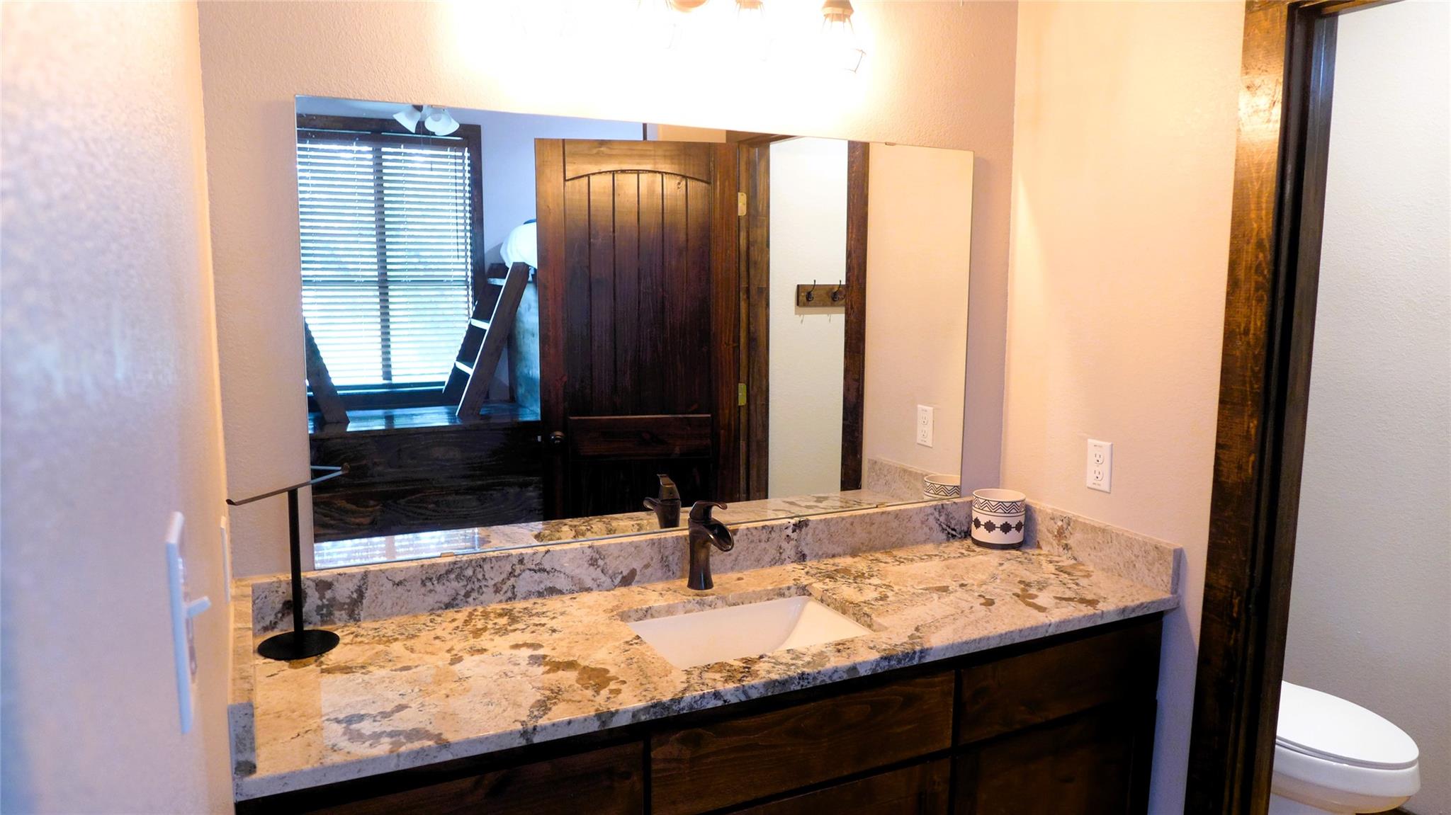 1718 Mountain Valley Rd Property Photo 25